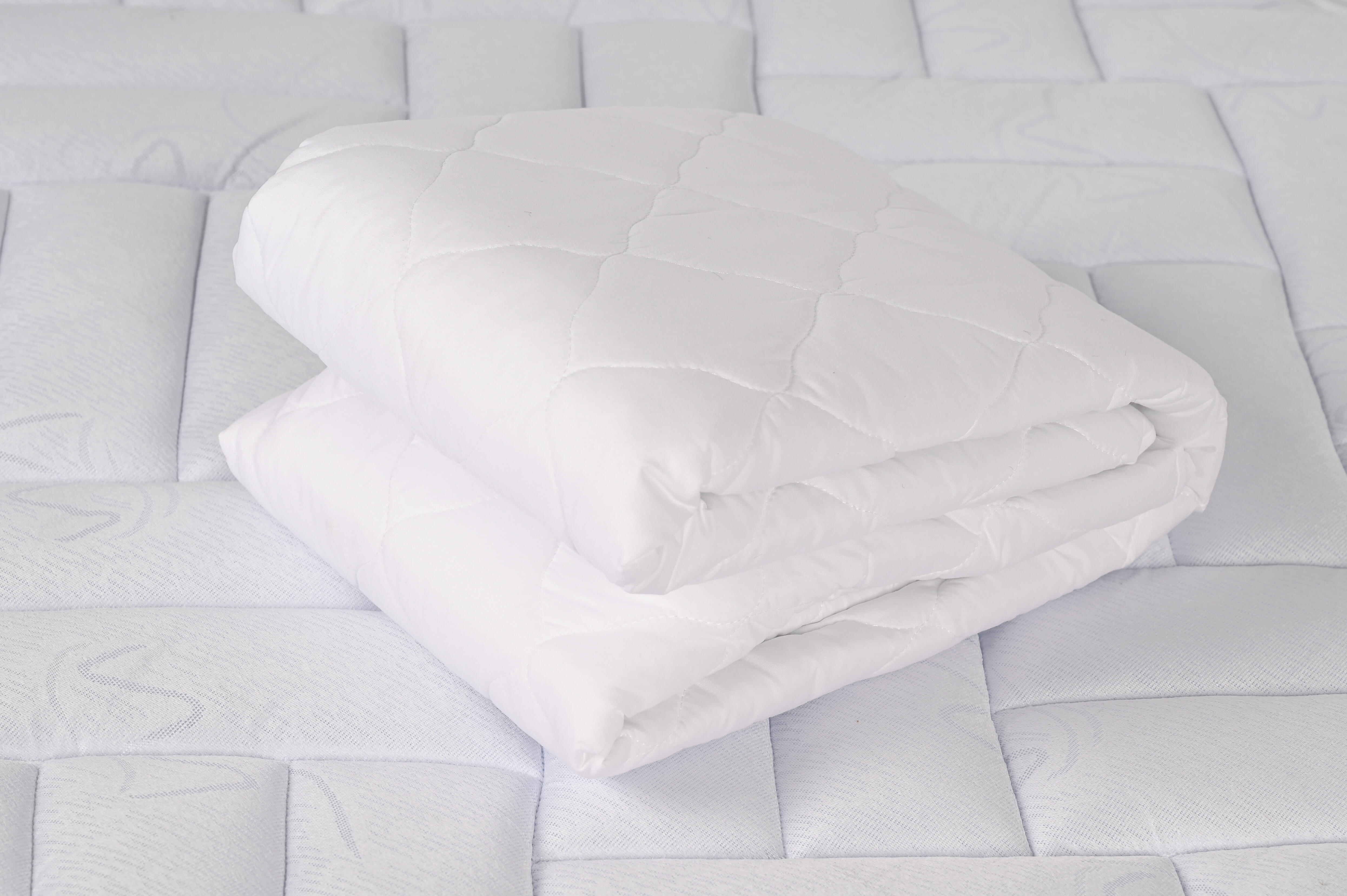 Cubre colchón Microfibra Reversible poliéster blanco para cama de 150 cm - 2
