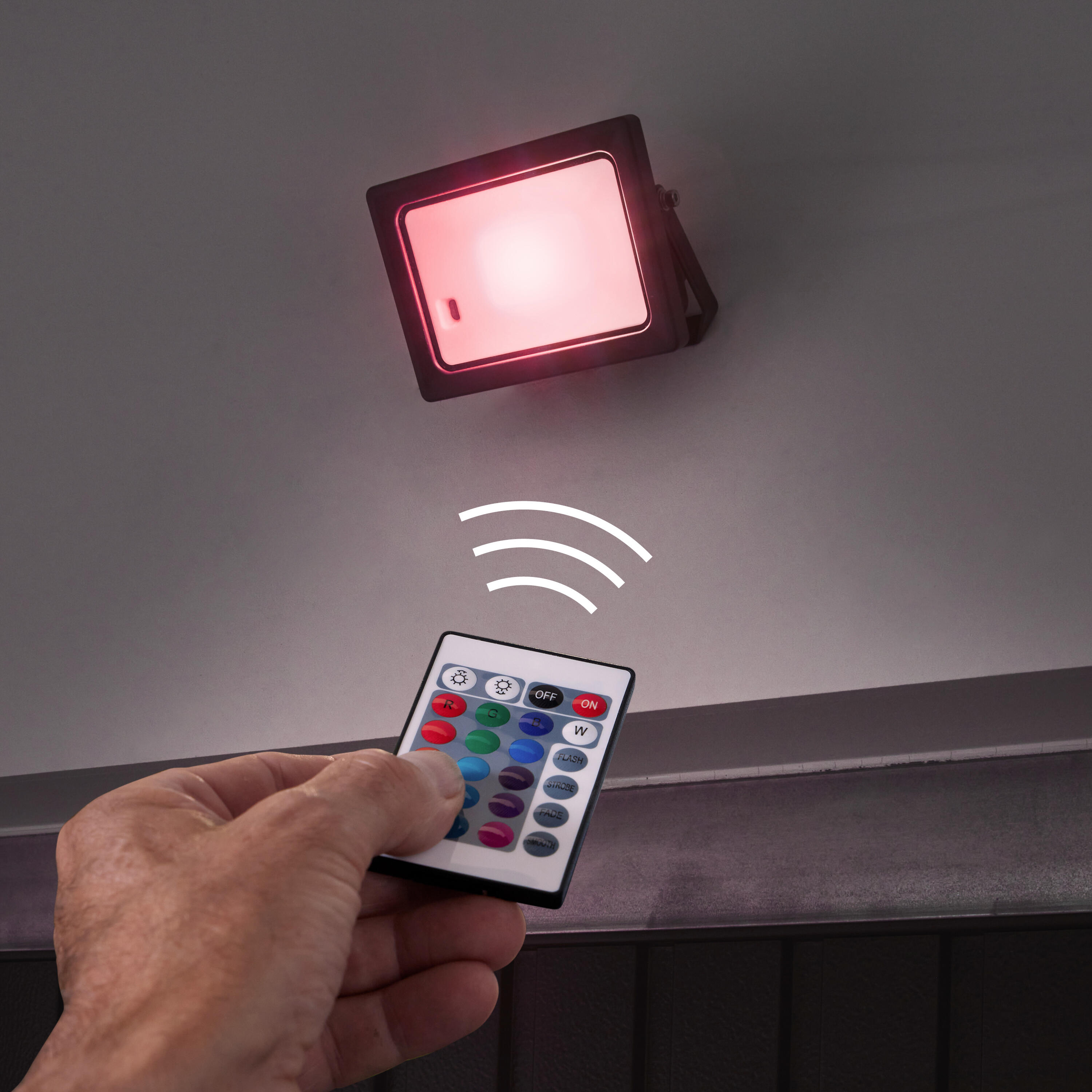 Proyector LED exterior INSPIRE Yonkers rectangular RGB 20W IP65 resistente a la lluvia y al polvo - 9