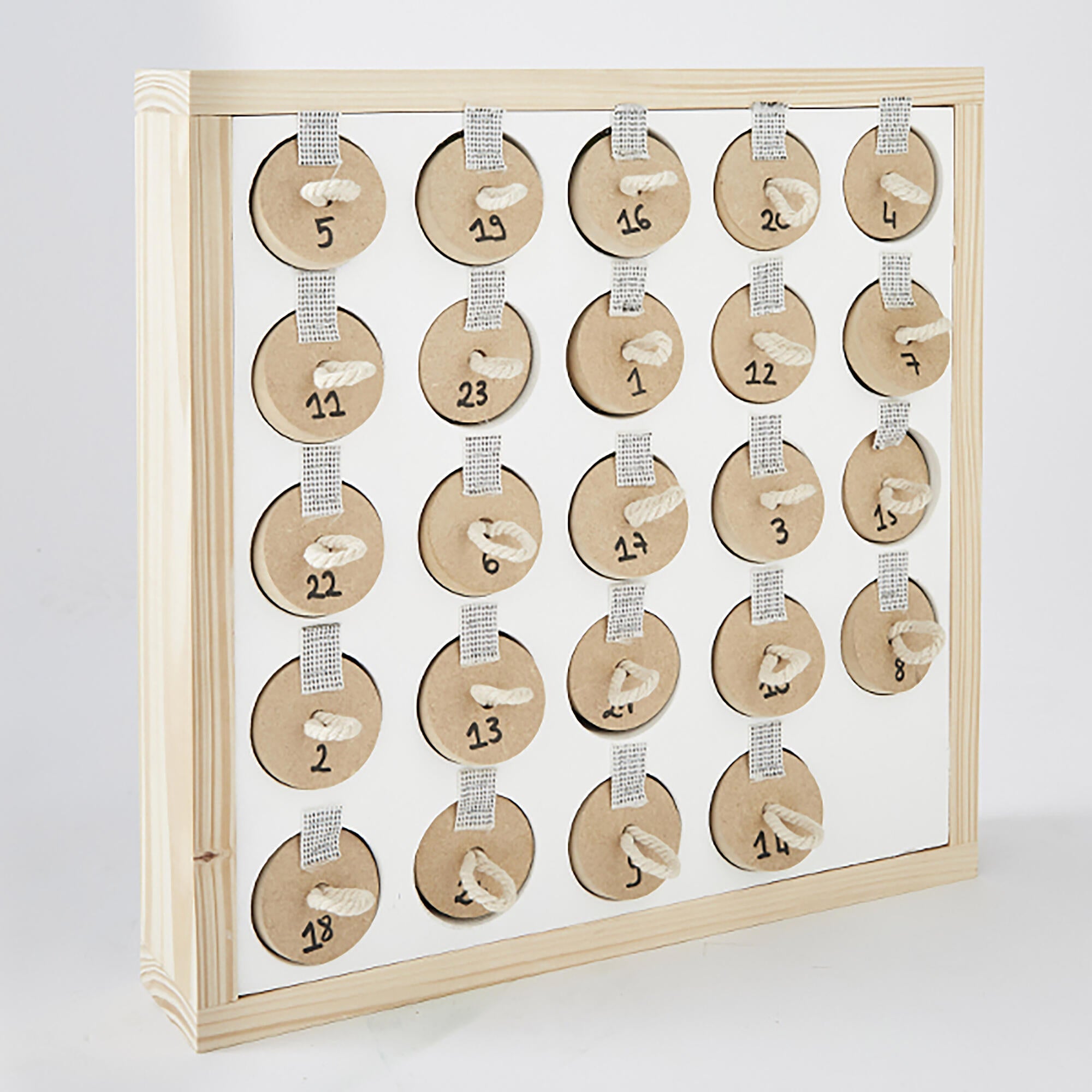 Calendario dell'avvento in legno personalizzato con nome da riempire autonomamente - Calendario dell'avvento fai da te con sacchetti di iuta e numeri - Babbo Natale - Italia