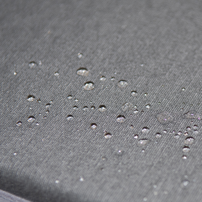 capa de almofada em material cinza