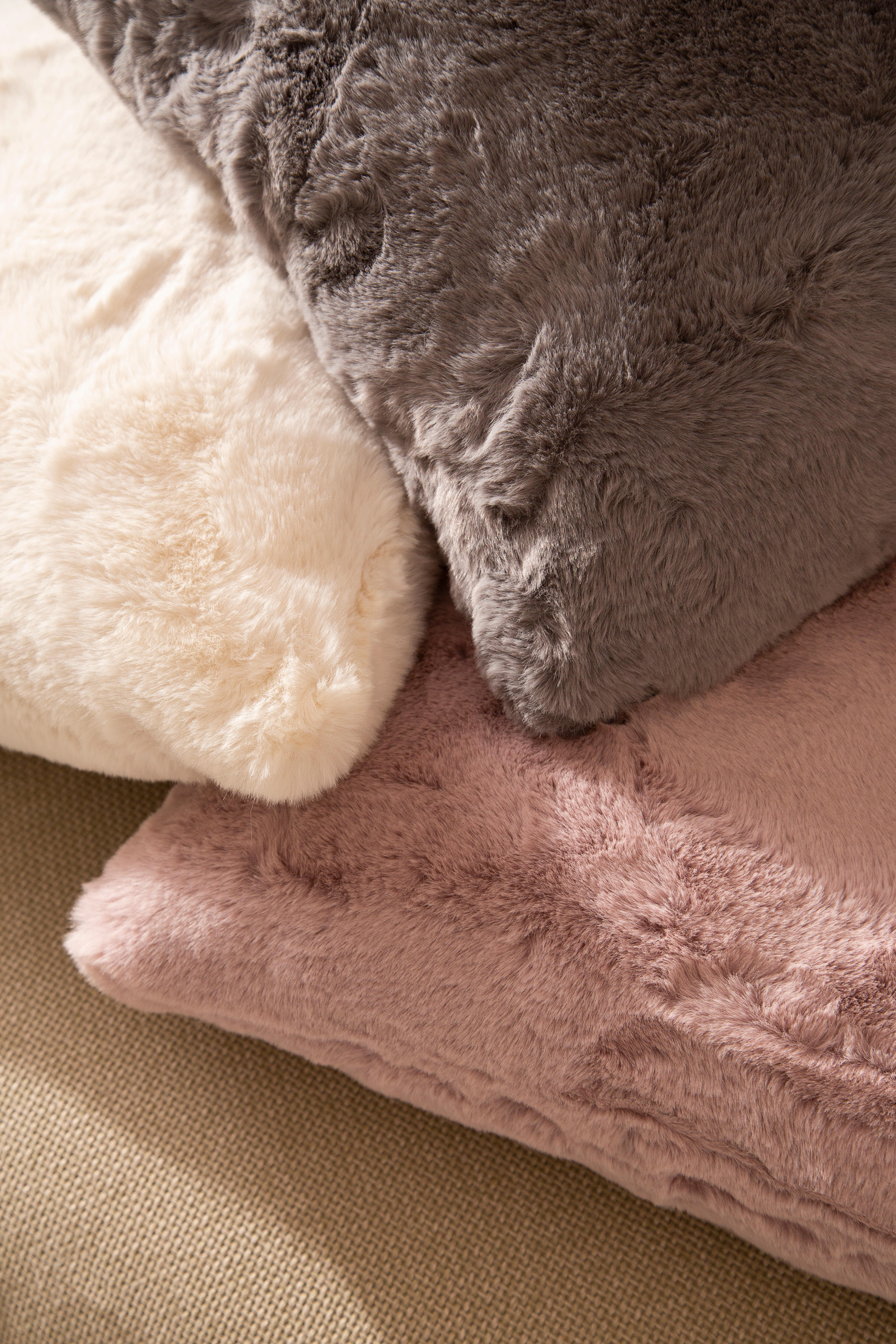 Almofada decorativa INSPIRE SWANNY 45X45CM CREME - 24