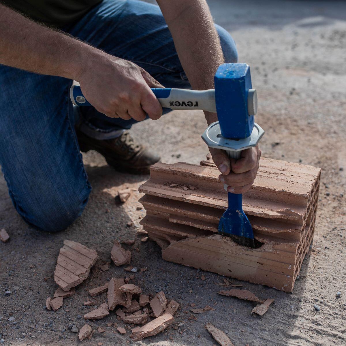 Ciseau à brique + pare-coups 70 mm x 230 mm REVEX - 6