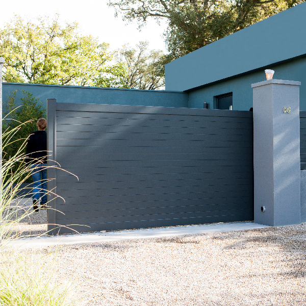 abrindo o portão - 3