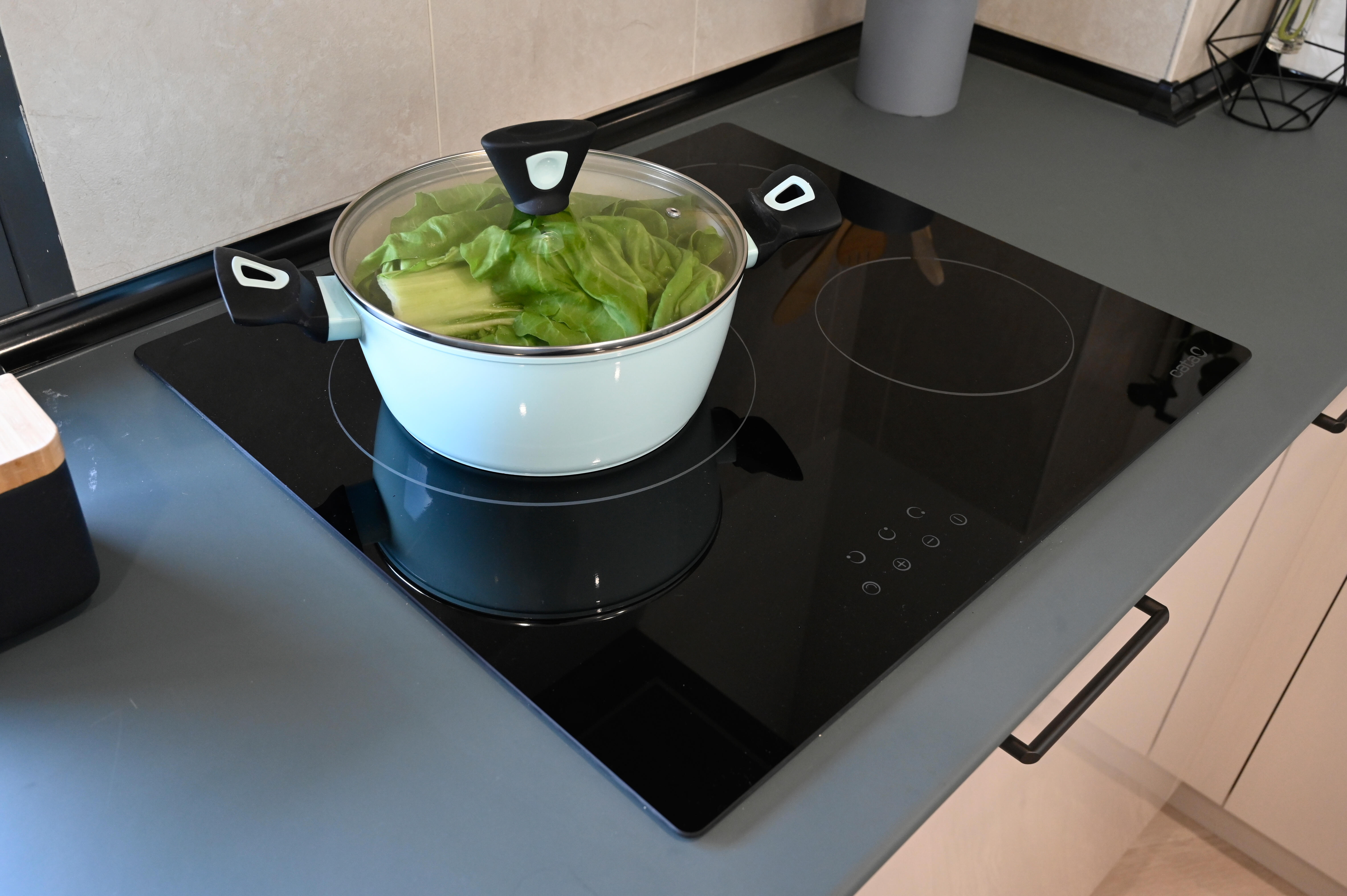 Placa vitrocerámica CATA TDHN 603 con 3 zonas de cocción zona grande de 27cm 5400 W negro 60cm - 4