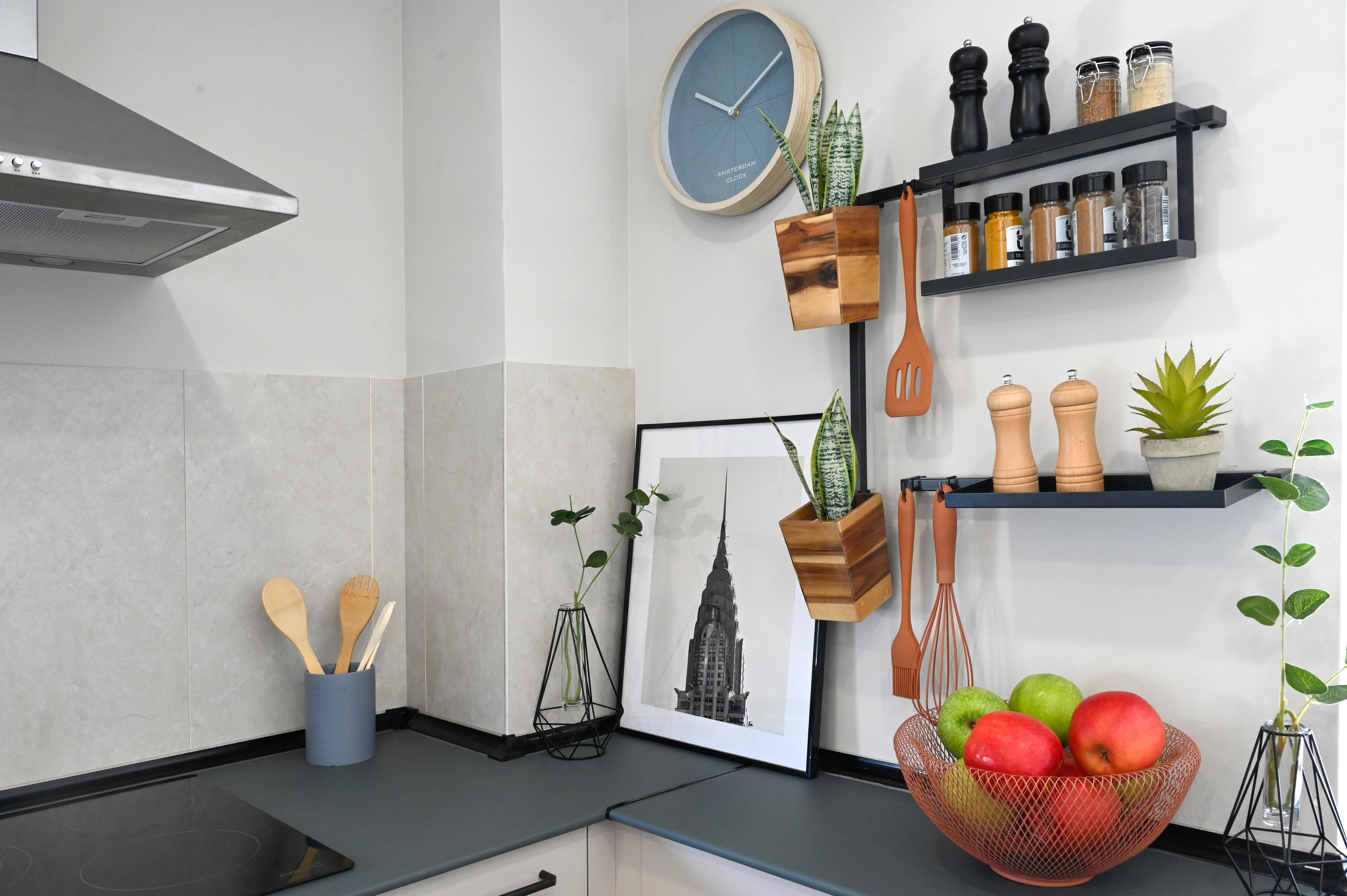 Salero negro Basic Versa - 6