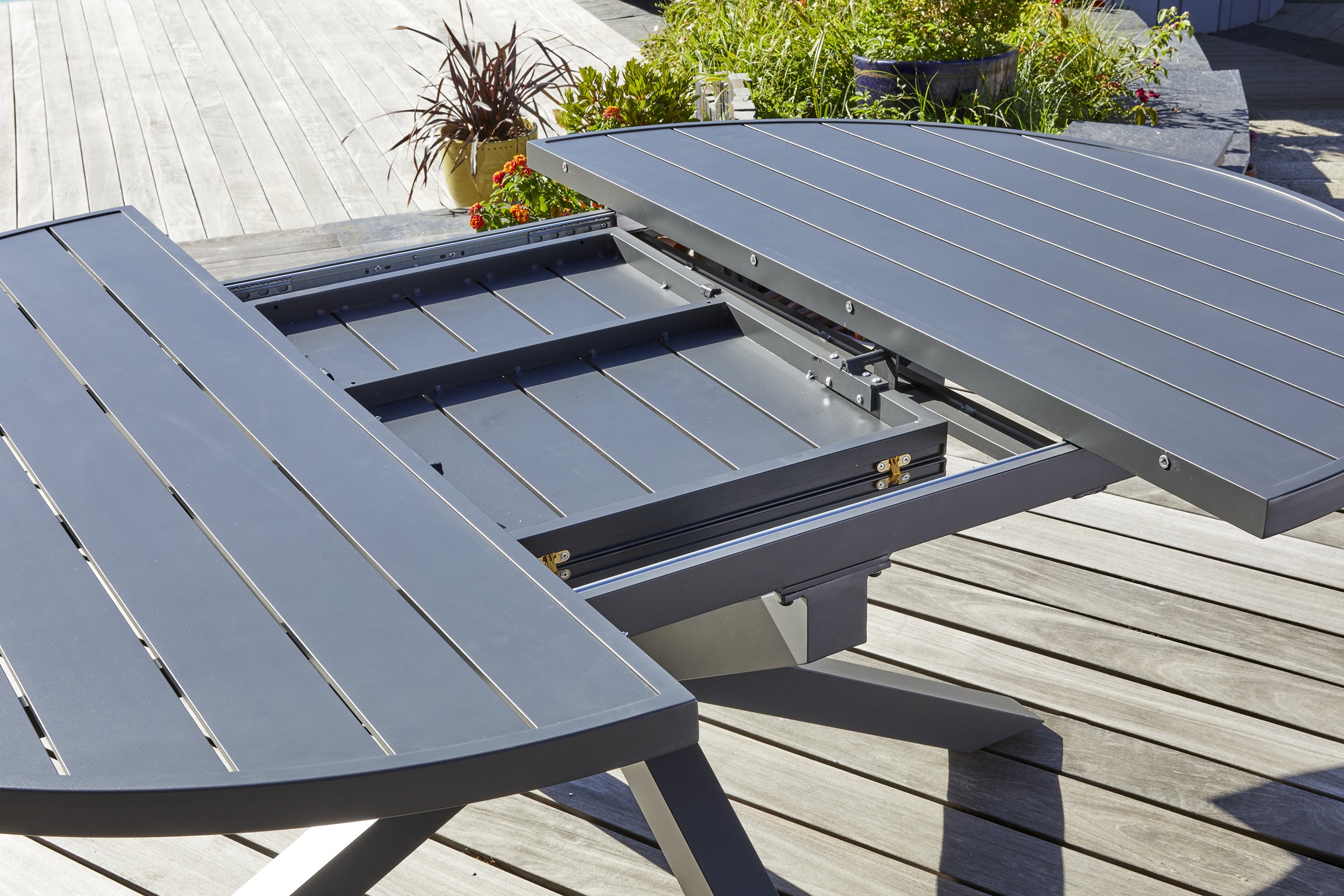 Table de jardin PELOSA 145/199X145 cm en aluminium gris anthracite - DCB GARDEN - 5