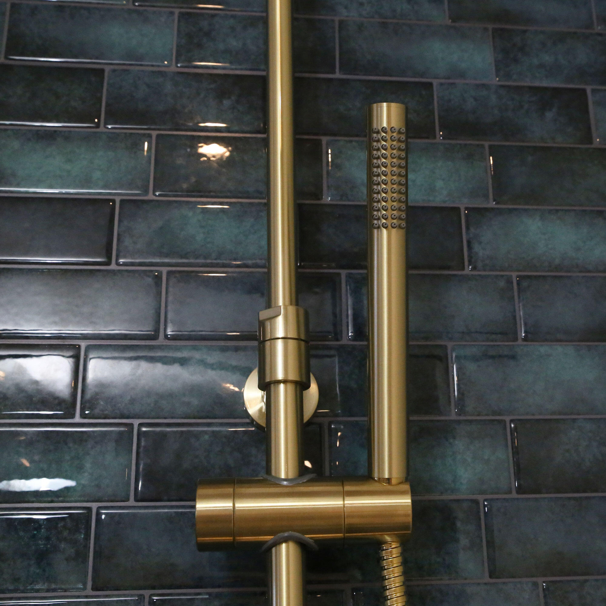 Columna de ducha monomando ESSEBAGNO Envol oro cepillado - 7