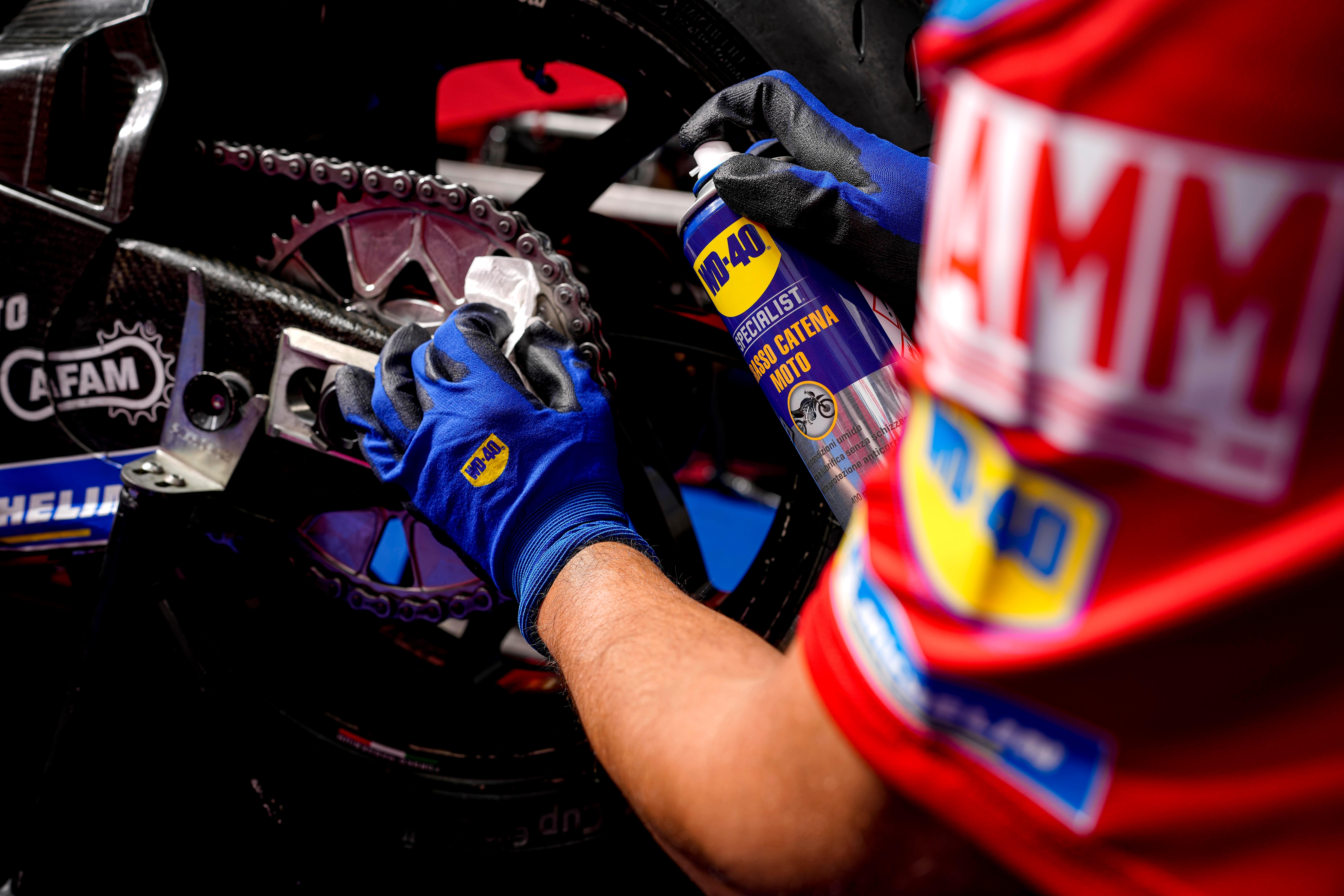 Massa para correntes para ambiente húmido em spray 400 ml WD-40 Specialist - 3