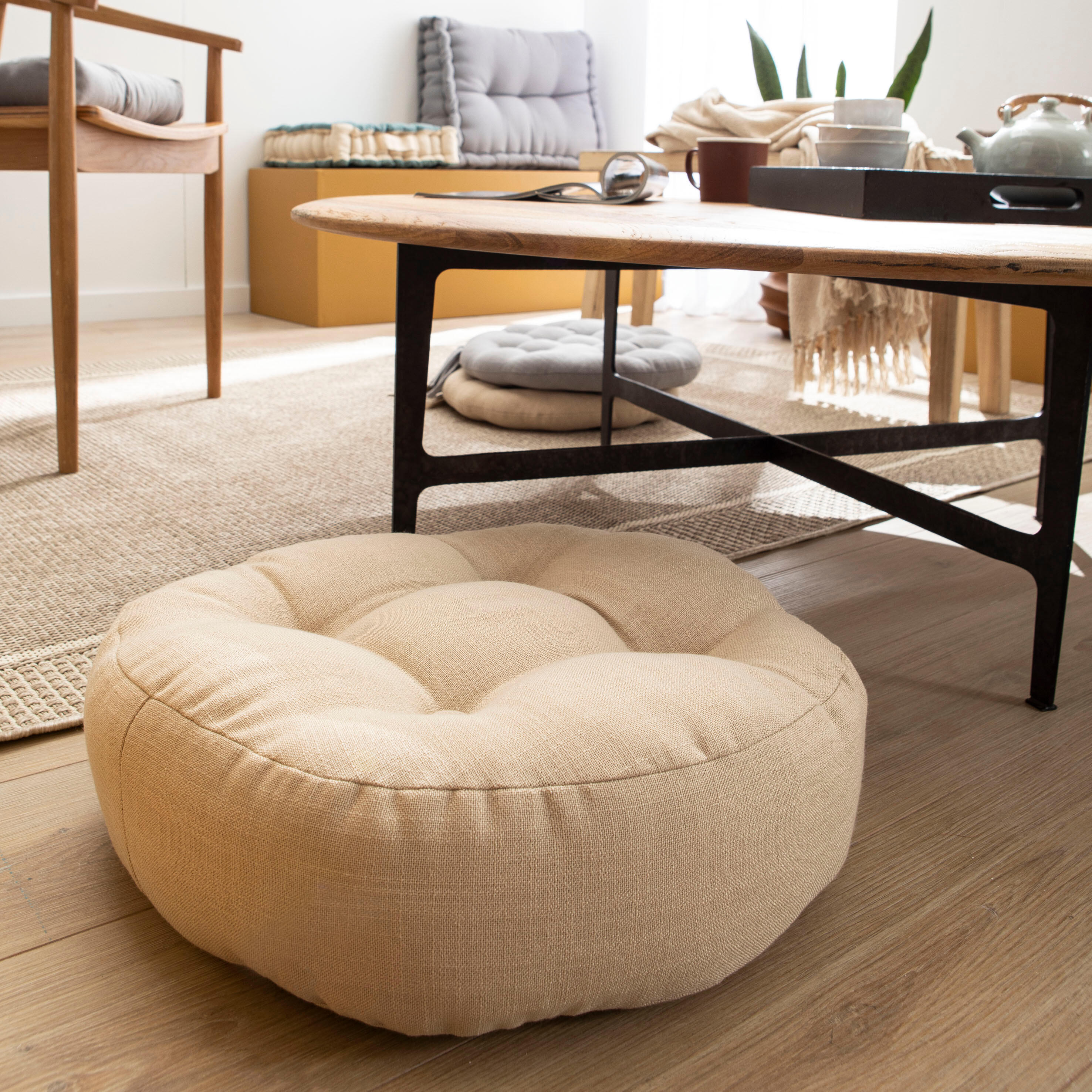 Poduszka na podłogę okrągła Haivy beżowa 45 x 45 x 11.5 cm Inspire - 6