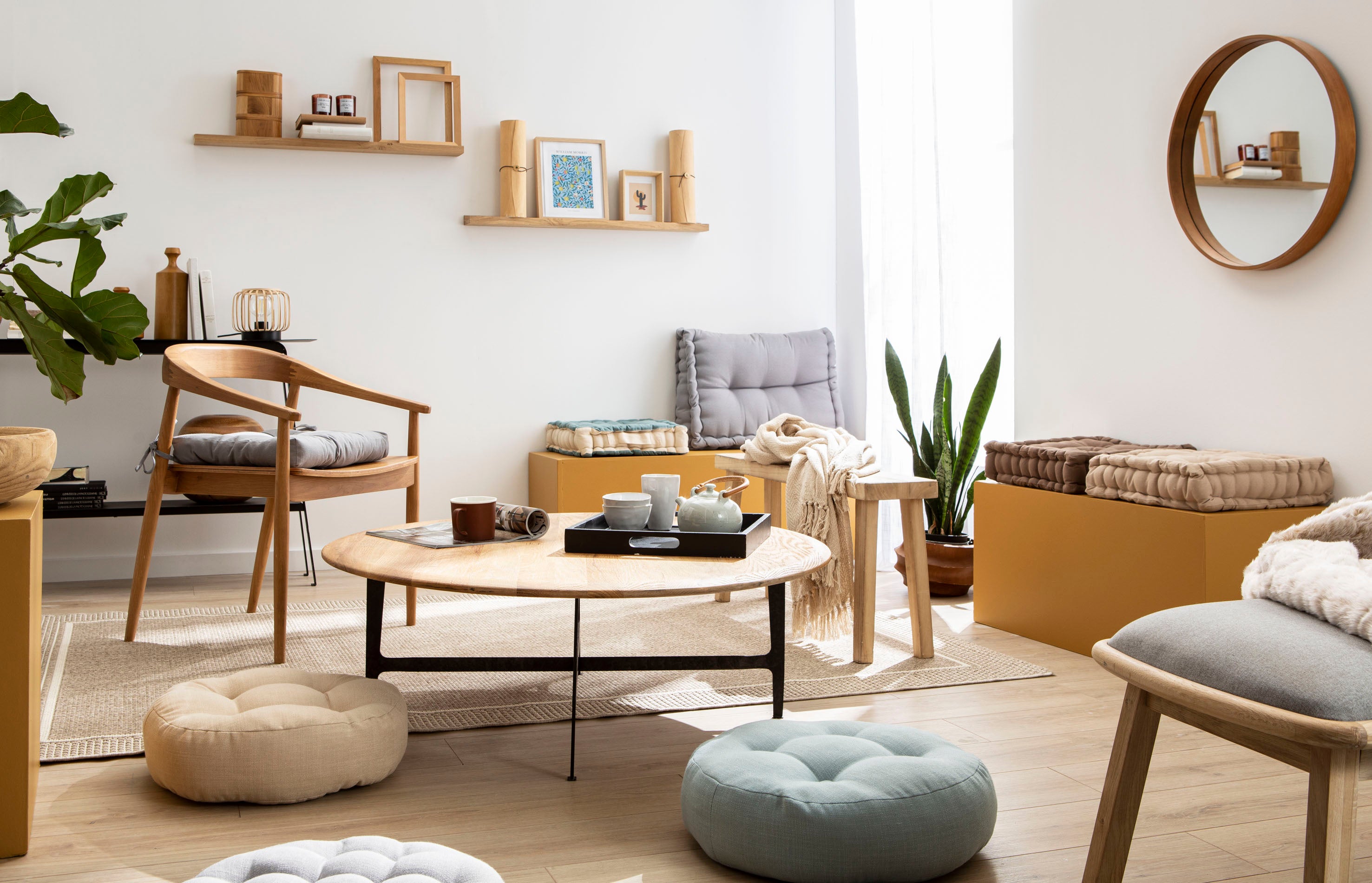 Cojines para un sofá beige - Nomad Bubbles  Neutral interiors, Interior,  London apartment