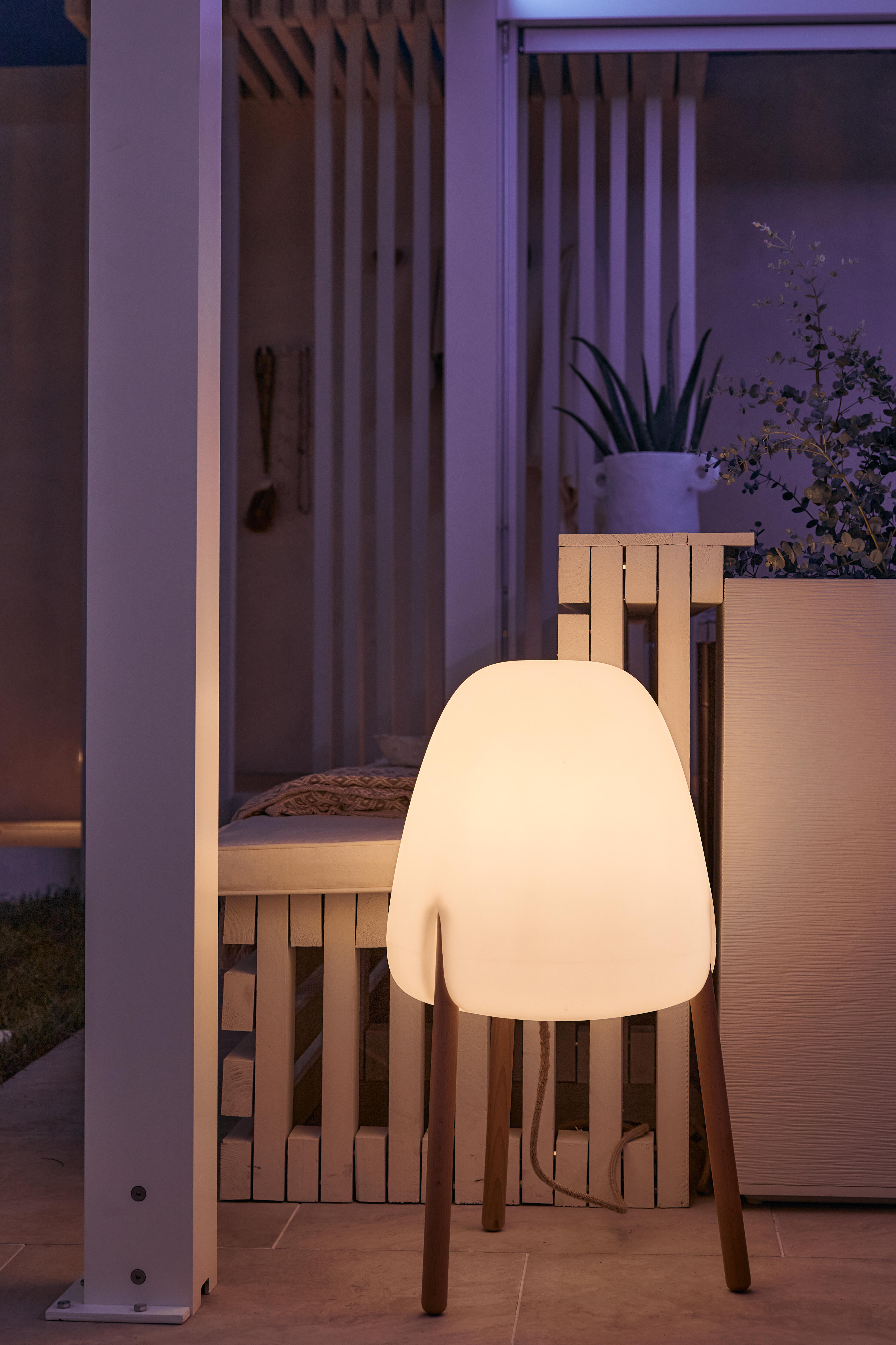 Lumière réglable pour cette lampe d’extérieur Leroy Merlin