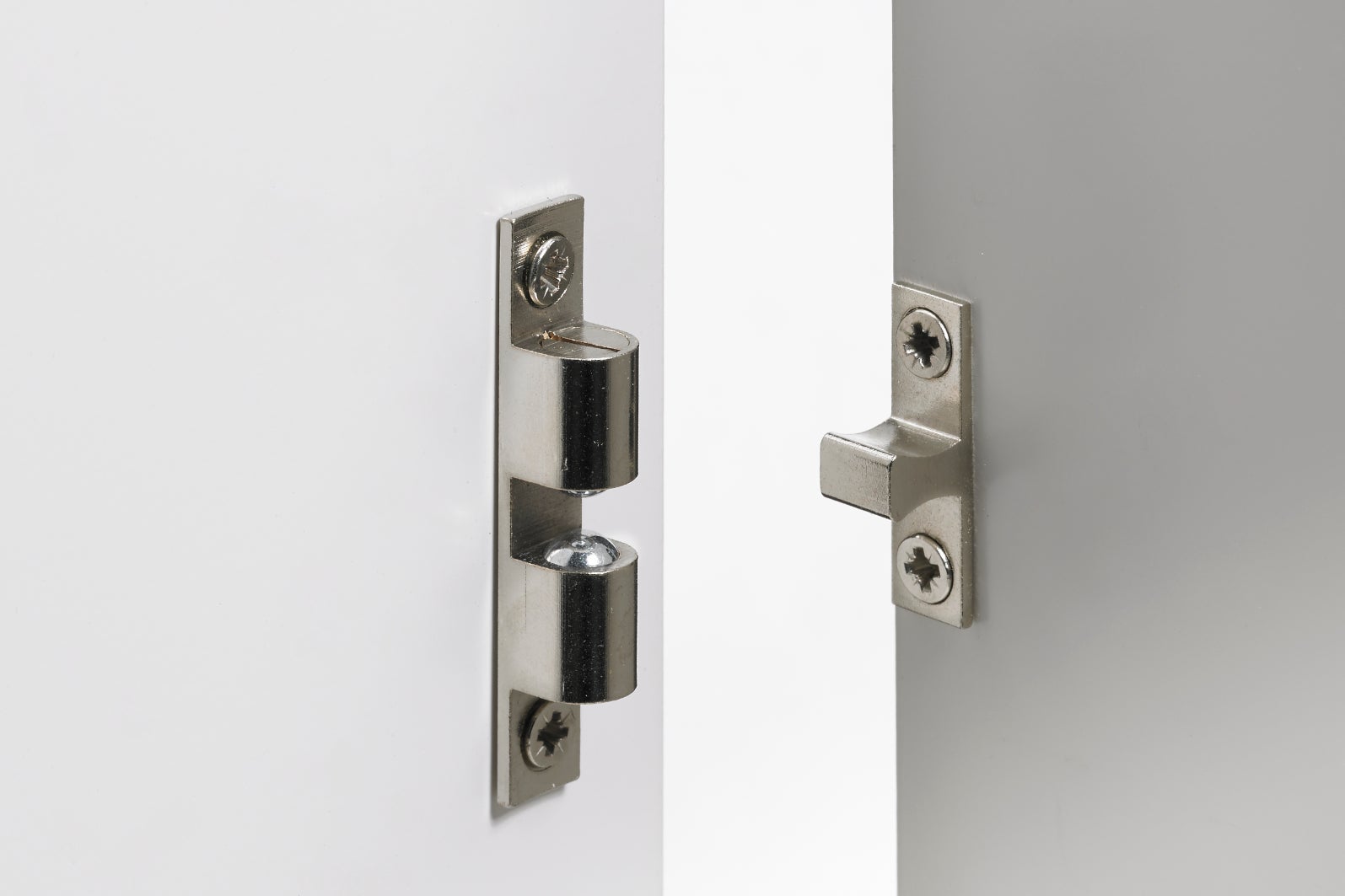 Loquet à pression acier HETTICH, L.10 x l.9 mm - 2