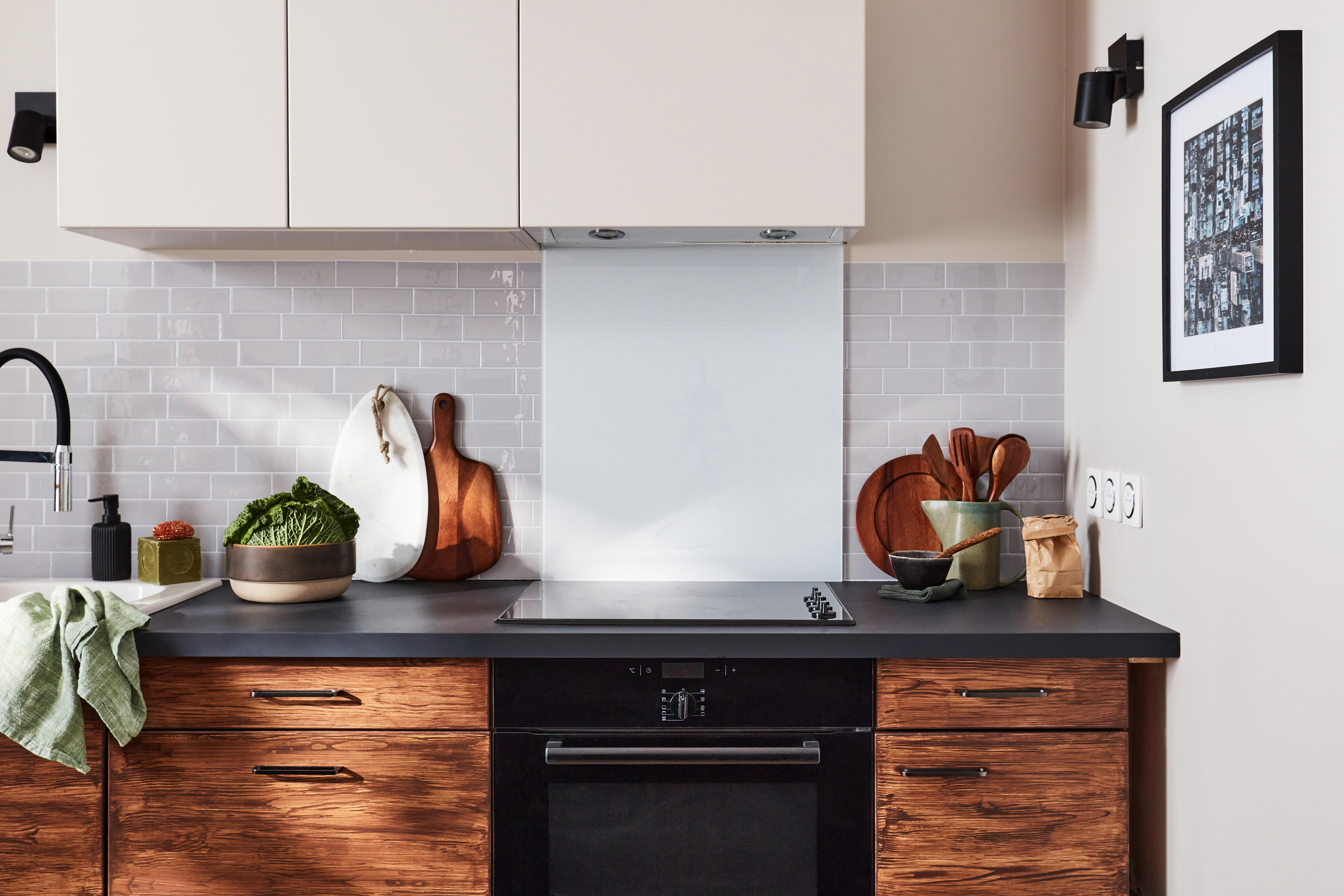 Bombe de peinture Relook tout MAISON DECO noir mat 400 ml - 9