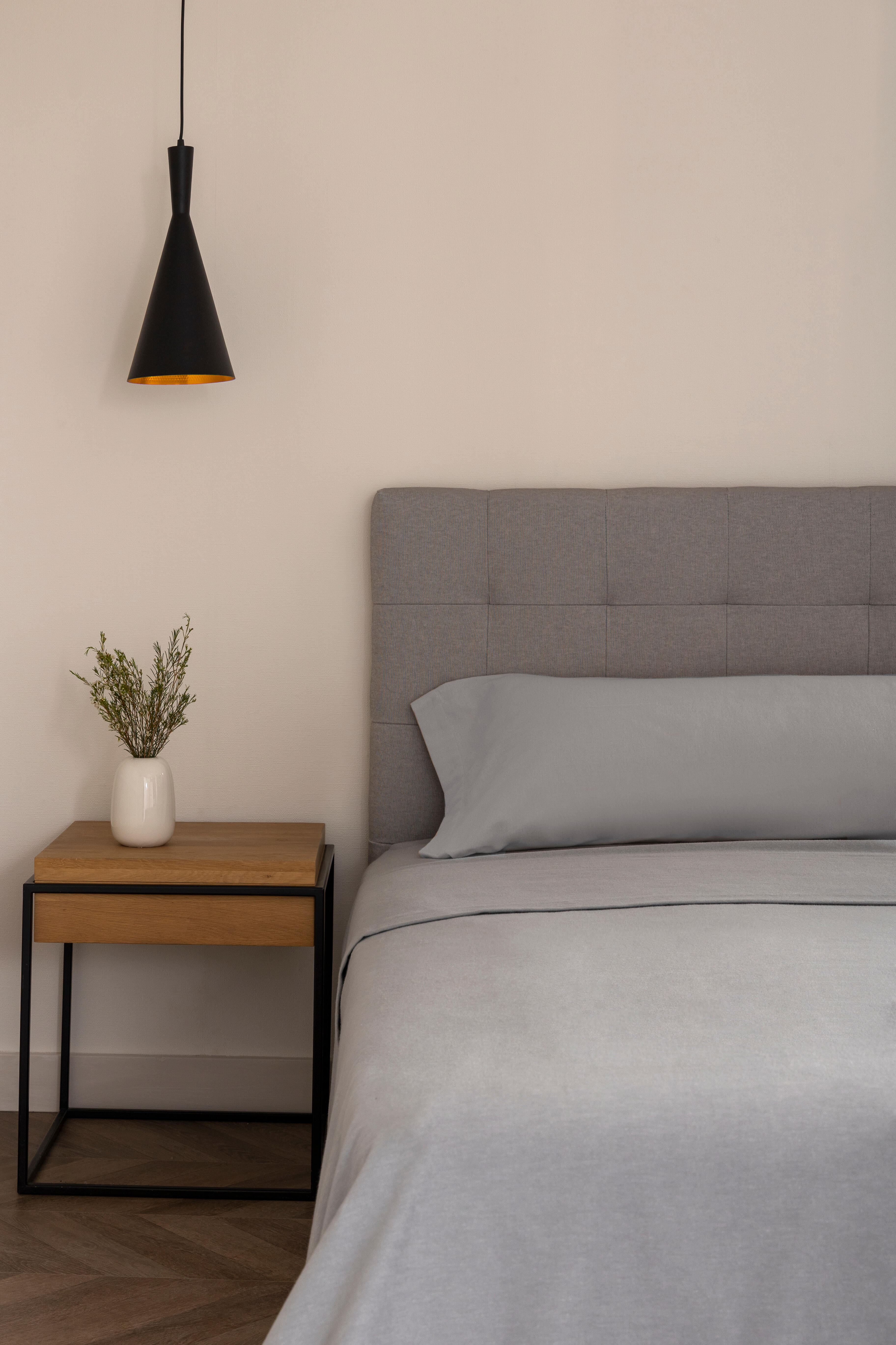 Sábana bajera con elástico algodón franela 80 hilos gris 150x200 para cama de 150 cm - 15