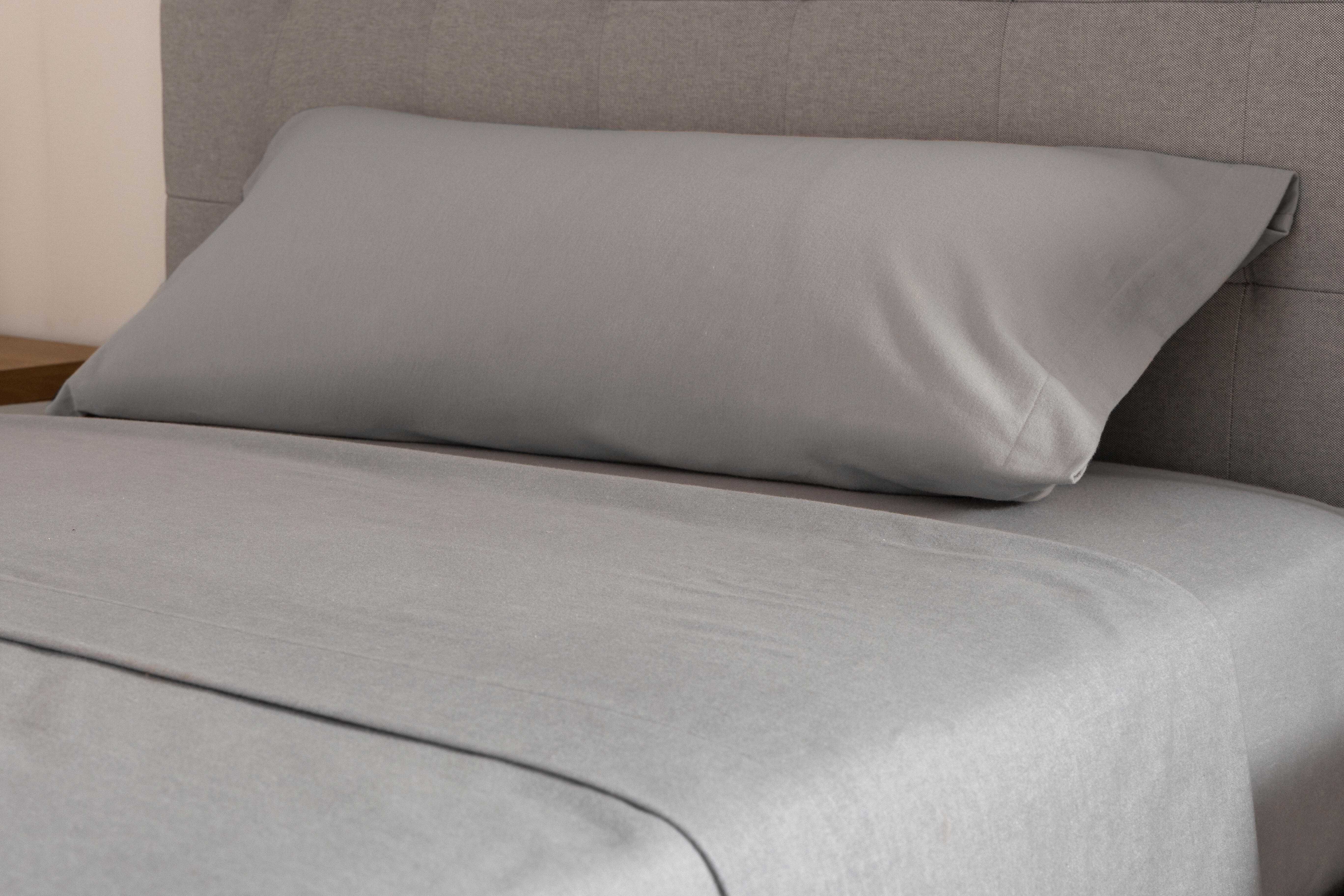 Sábana bajera con elástico algodón franela 80 hilos gris 150x200 para cama de 150 cm - 33