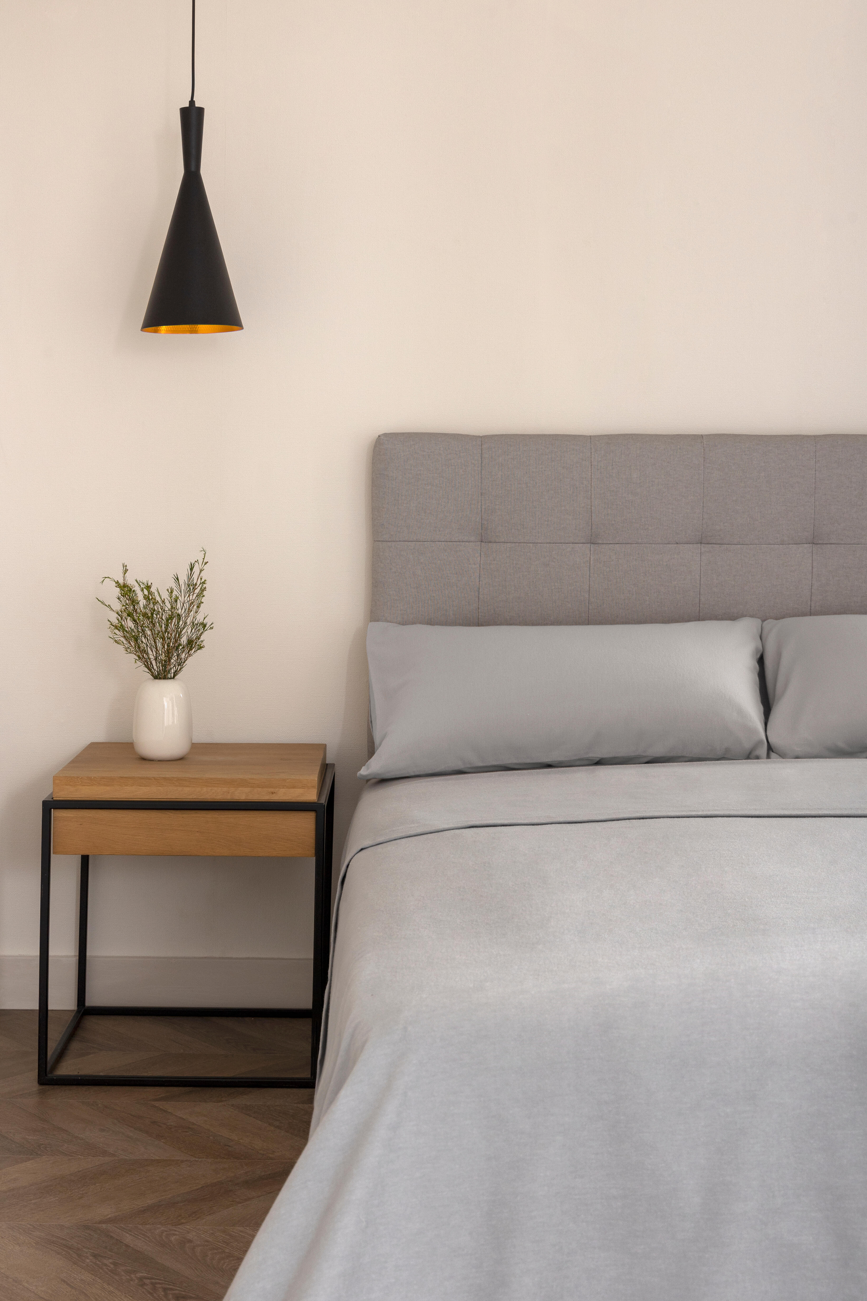 Sábana bajera con elástico algodón franela 80 hilos gris 150x200 para cama de 150 cm - 11