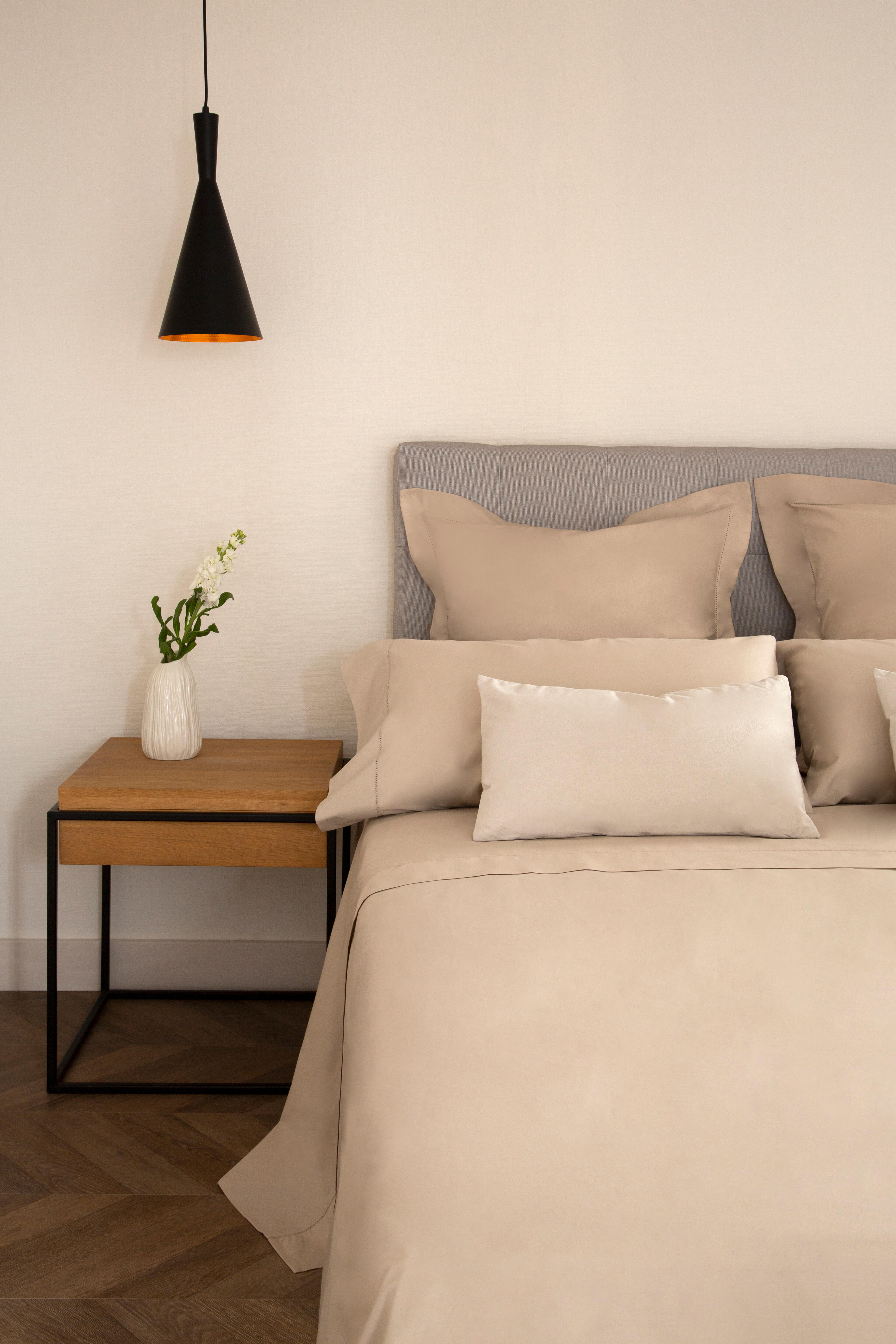 Sábana bajera con elástico algodón percal 200 hilos Vainica beige visón 150x200 para cama de 150 cm - 5