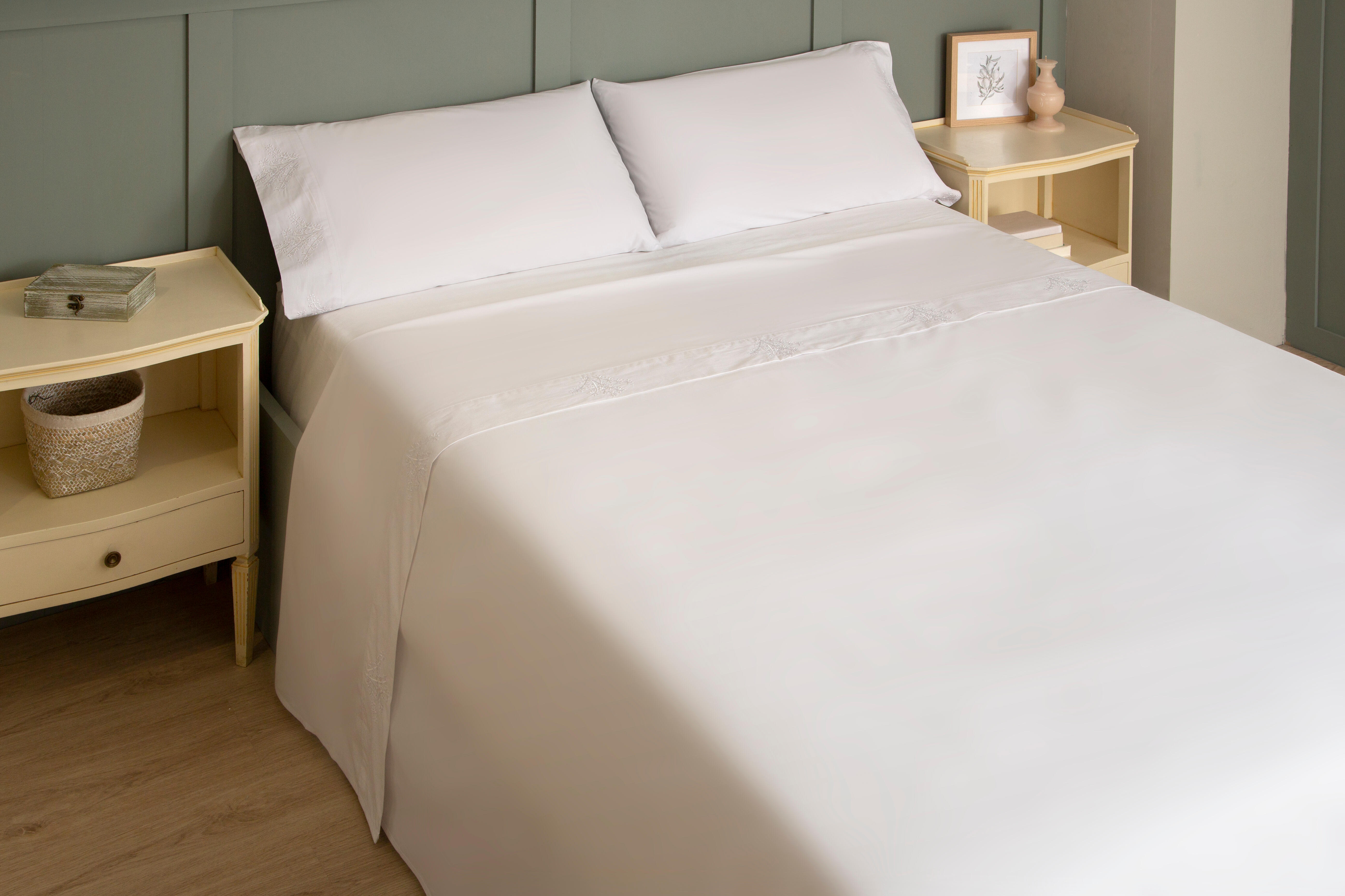 Sábana encimera Bordado Ramas algodón percal 200 hilos blanco 210x270 para cama de 135 cm - 16