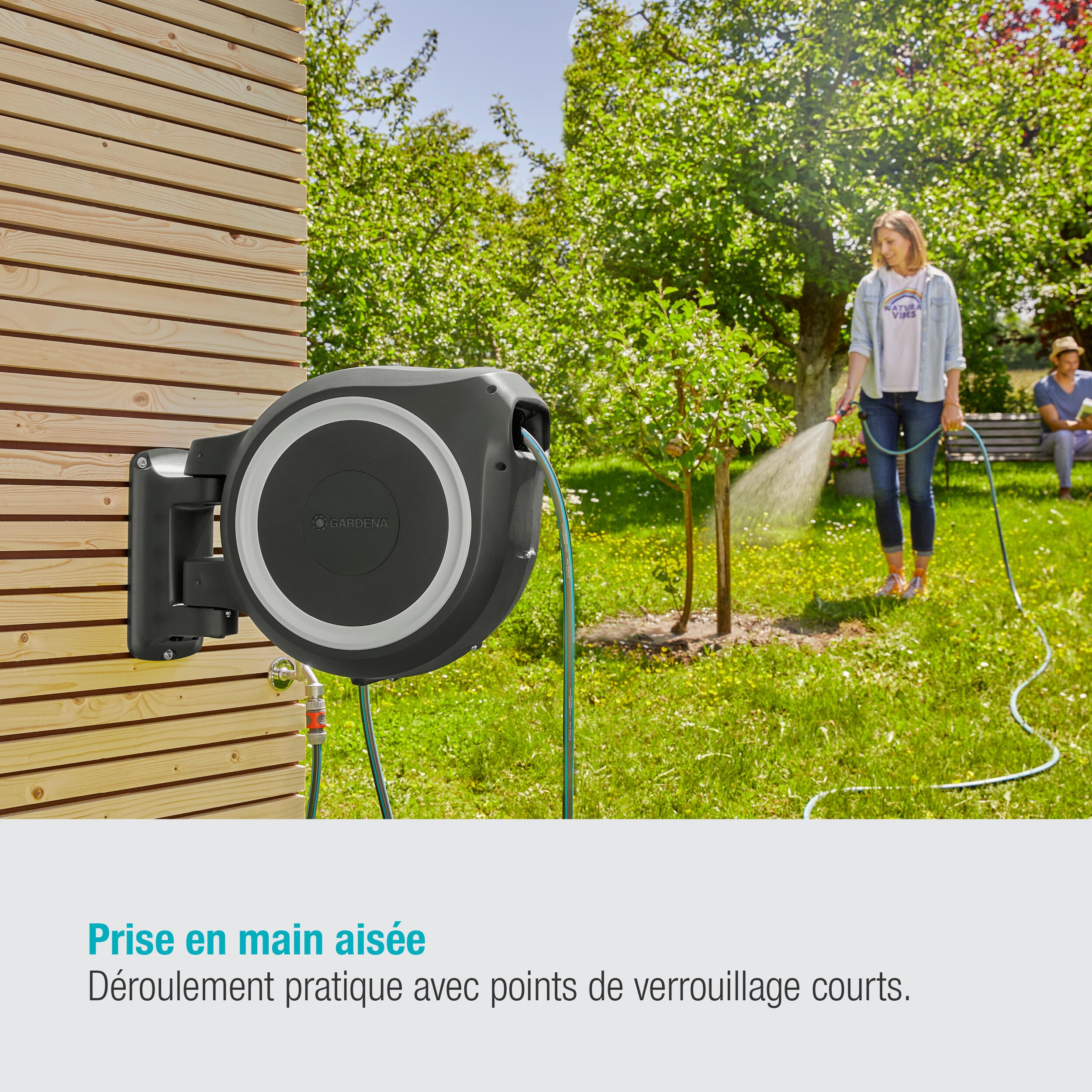 Dévidoir automatique mural gardena 30m verrouillage automatique court - 1
