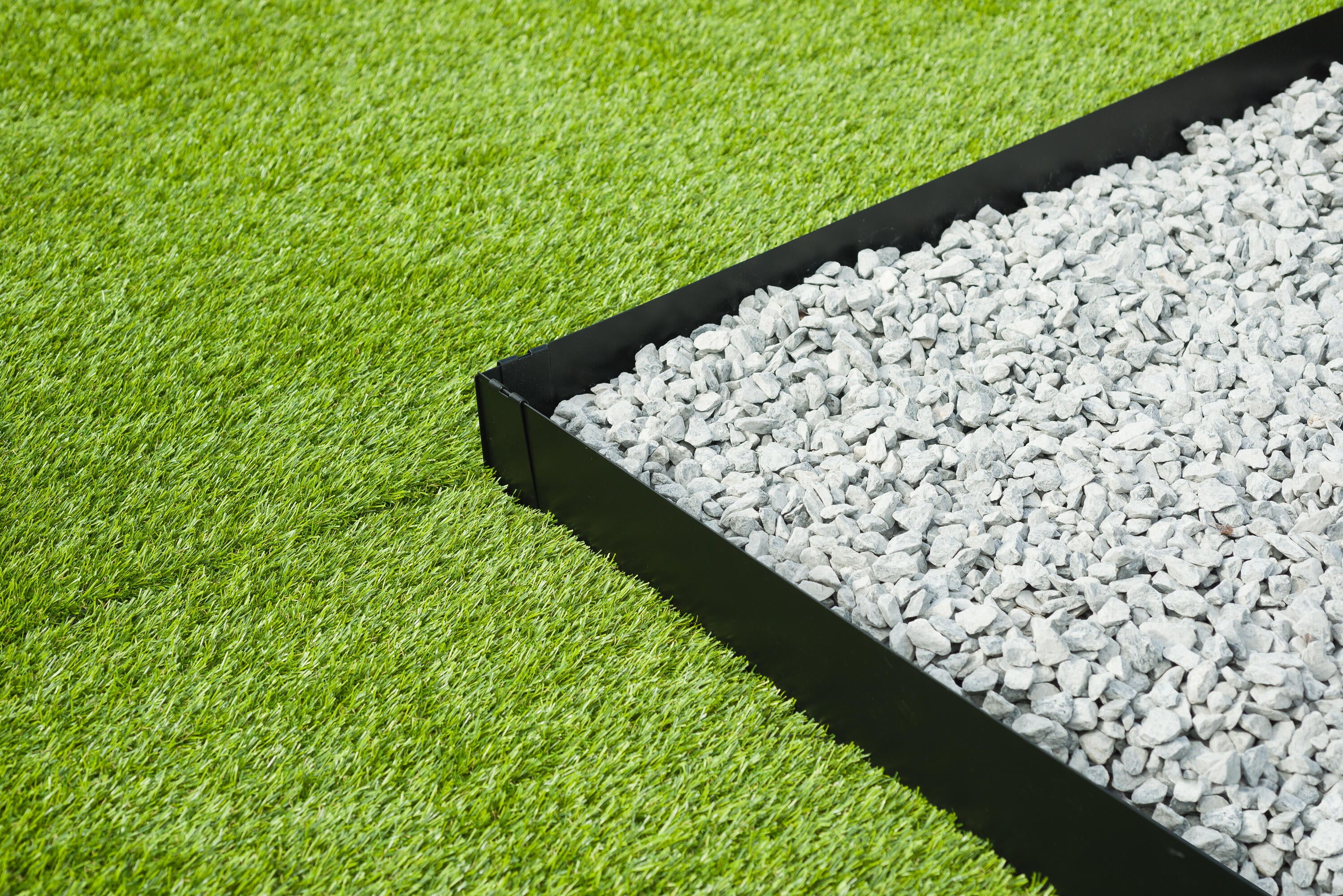 Bordure  acier galvanisé noir, H.10.2 x L.264 cm + 4 ancres - 3