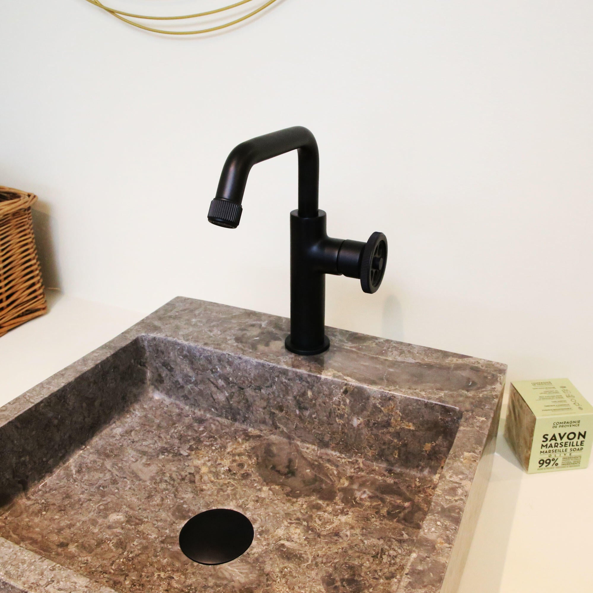 Mitigeur lavabo bec pivotant 360° noir mat, Indus, ESSEBAGNO - 3