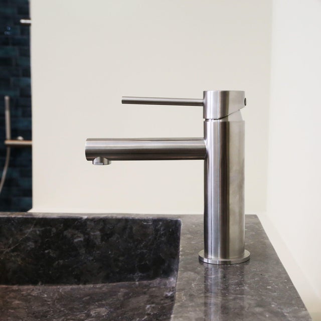 Mitigeur de lavabo finition inox M, bonde incluse, Envol, ESSEBAGNO