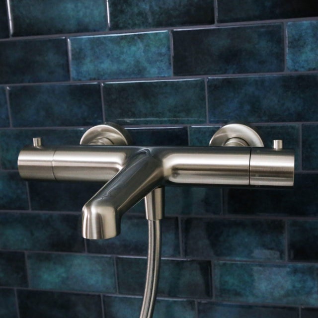 Mitigeur de bain thermostatique inox brossé, Envol, ESSEBAGNO