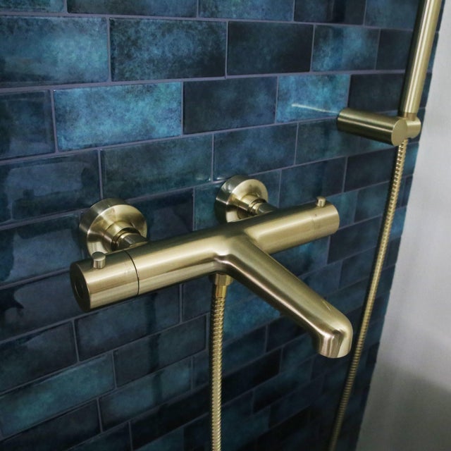 Mitigeur de bain thermostatique or brossé, Envol, ESSEBAGNO