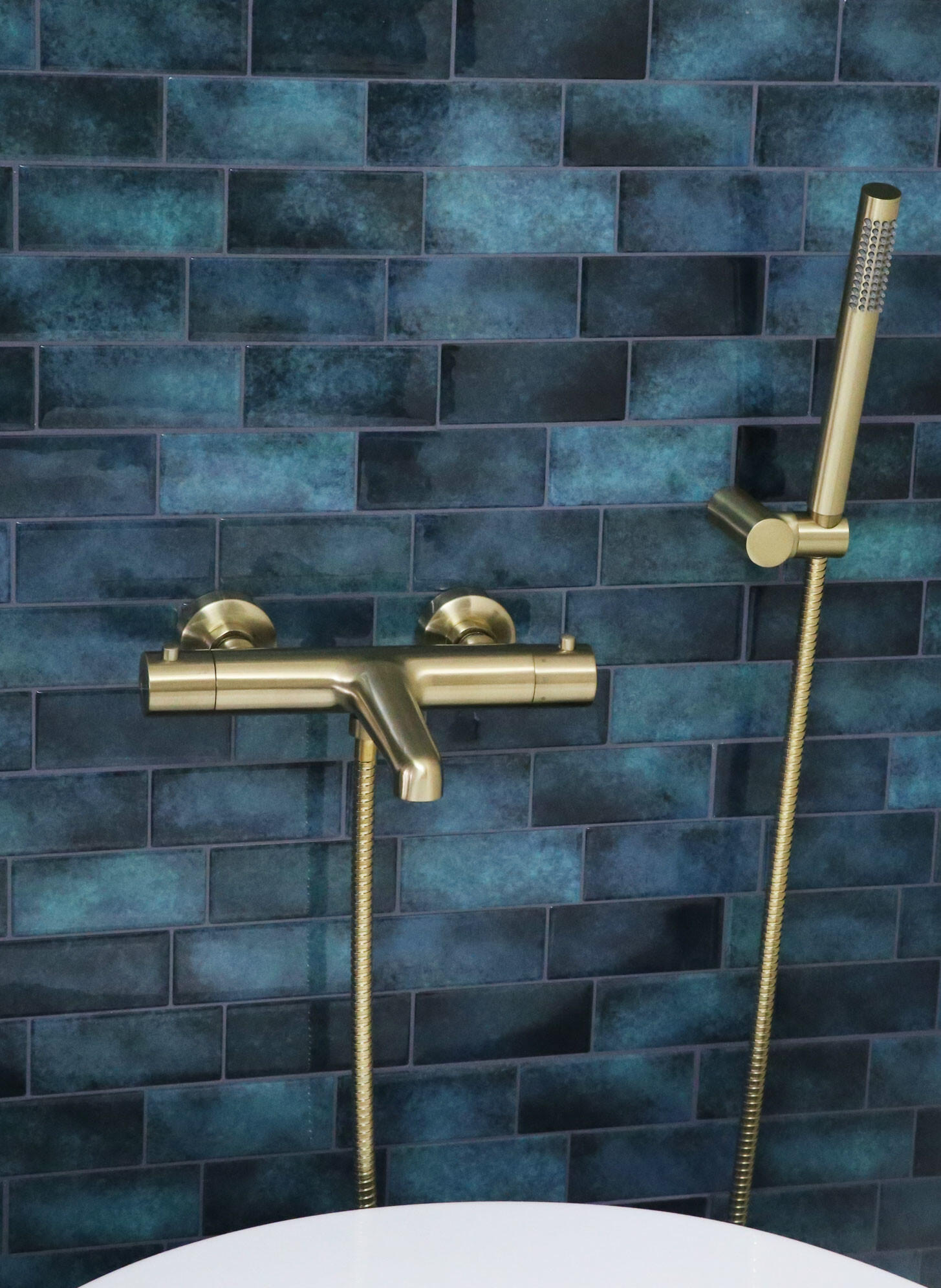 Alcachofa de ducha + flexo + soporte ESSEBAGNO Envol oro con 1 función - 5