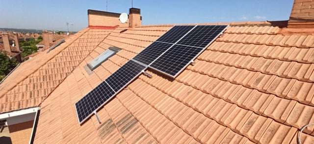 paneles solares instalados