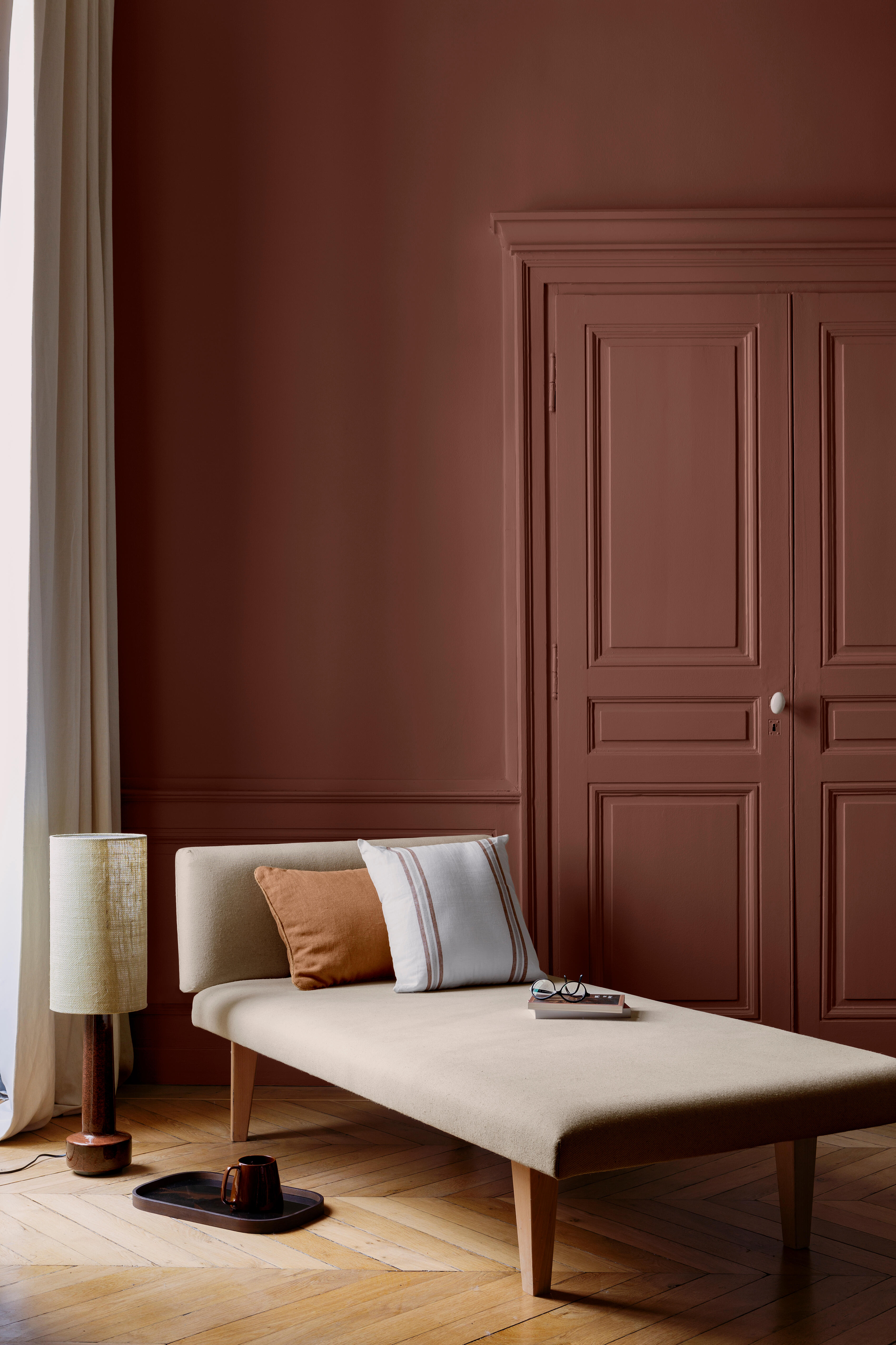 Peinture mur, boiserie rouge de terre velours LIBÉRON 163 faubourg 2.5L - 3