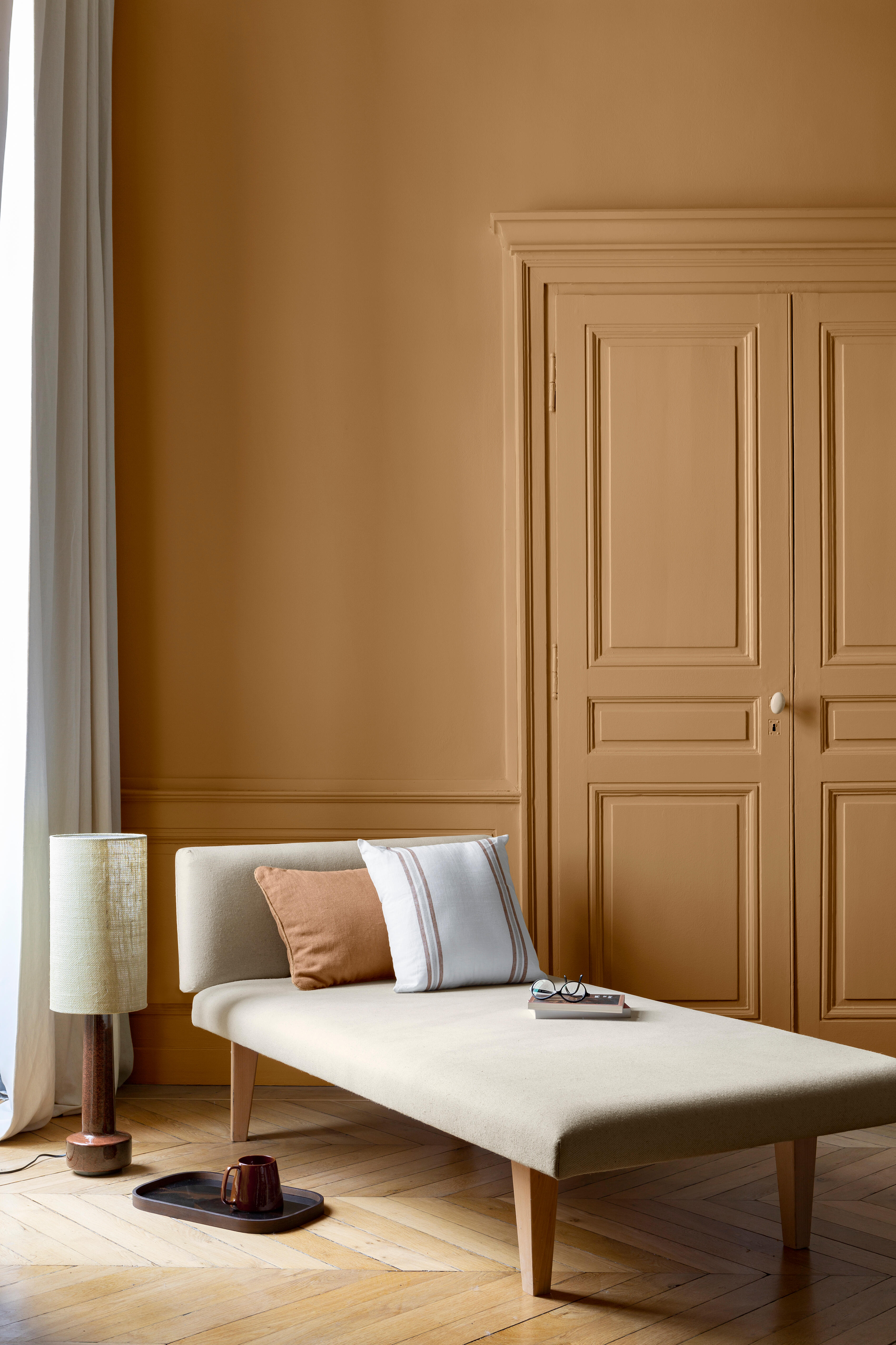 Peinture mur, boiserie miel vénitien velours LIBÉRON 163 faubourg 2.5L - 3