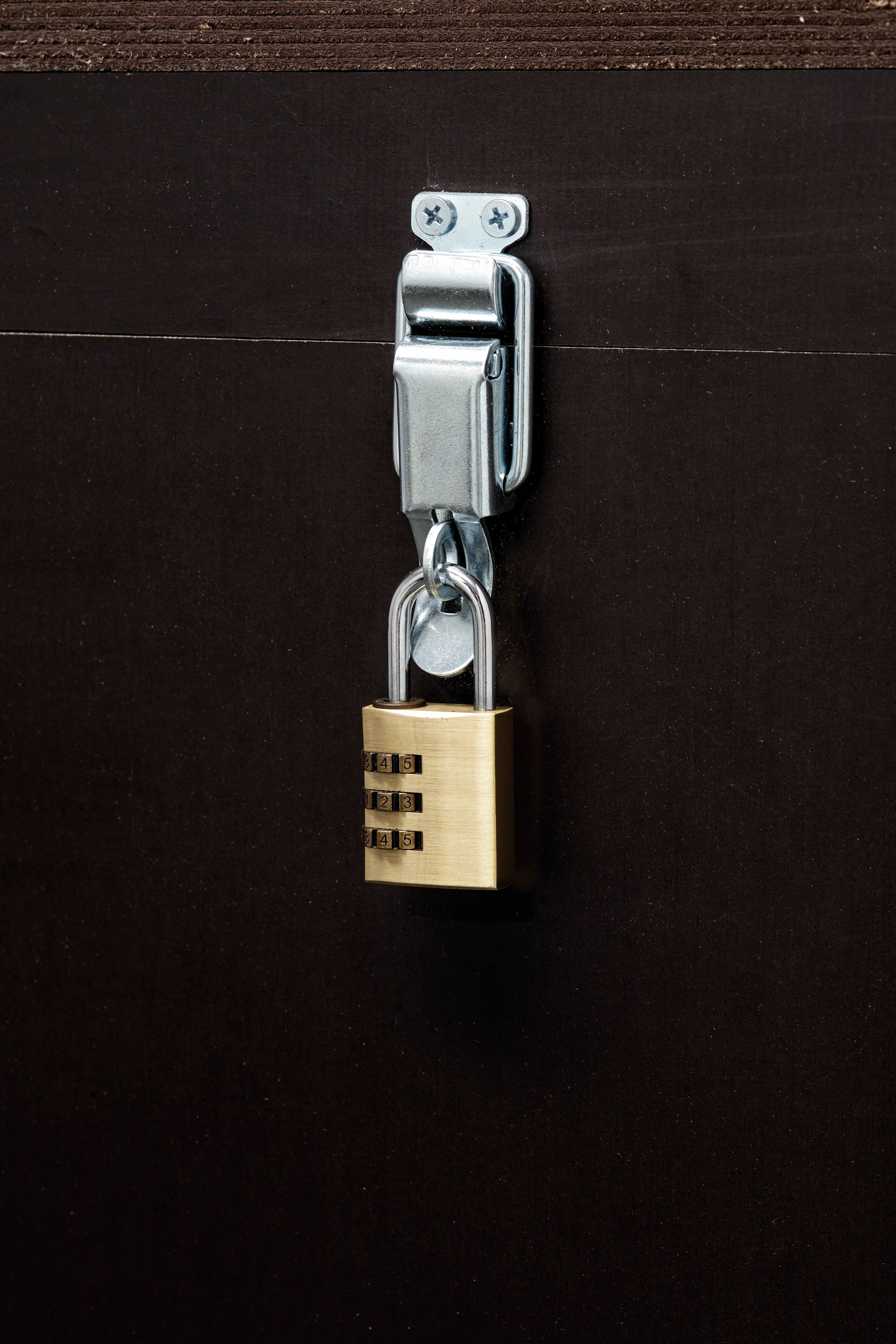 Cadenas à code laiton, l.20 mm - 6