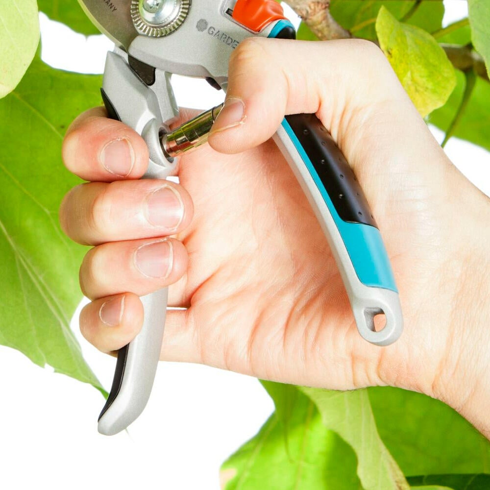 Sécateur alu à lame franche GARDENA Comfort B/ L 8906-20, 25 mm - 9