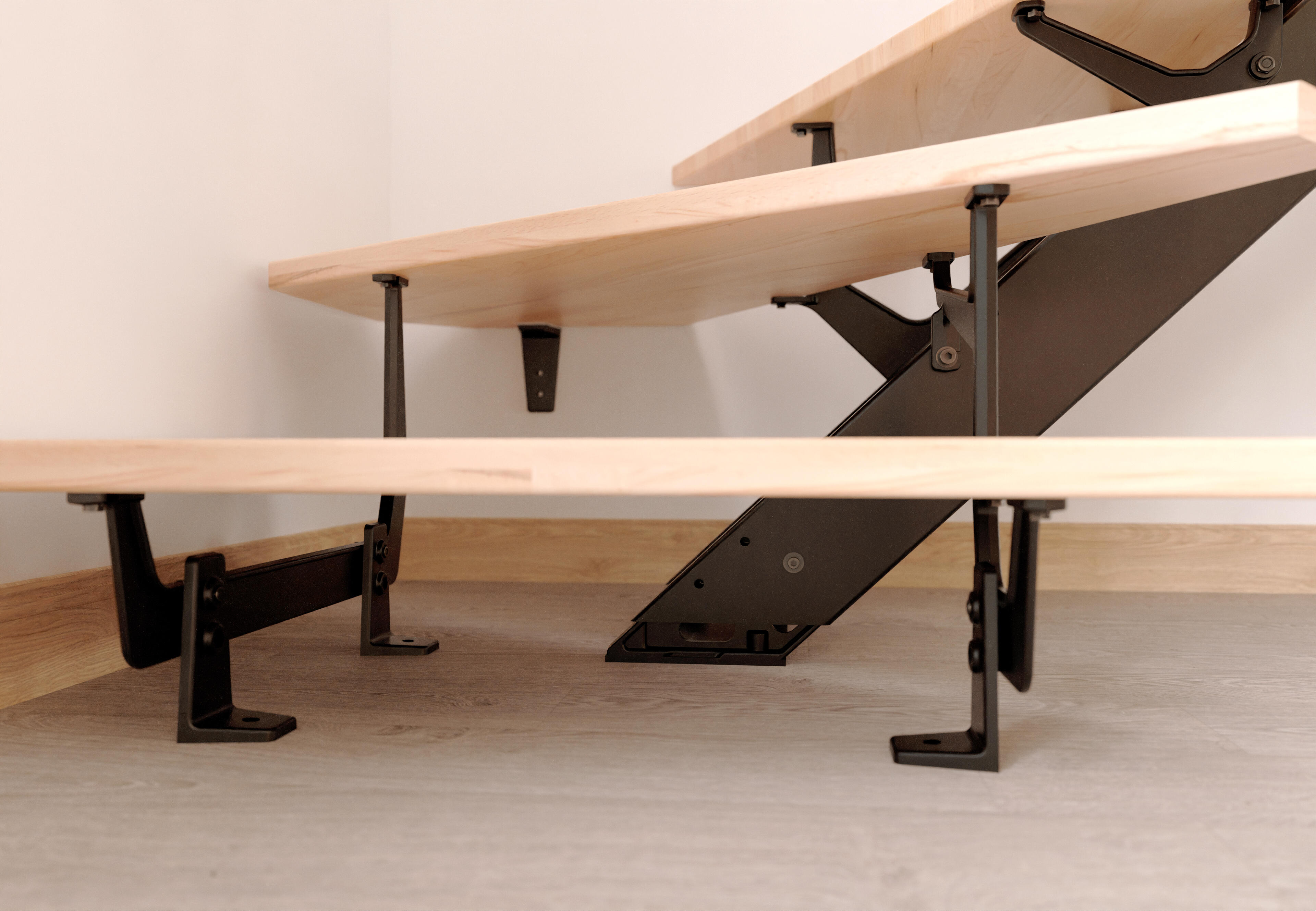 Escalier 1/4 tournant bas revers noir Escatwin 15 marches hêtre brut, l.95 cm - 4