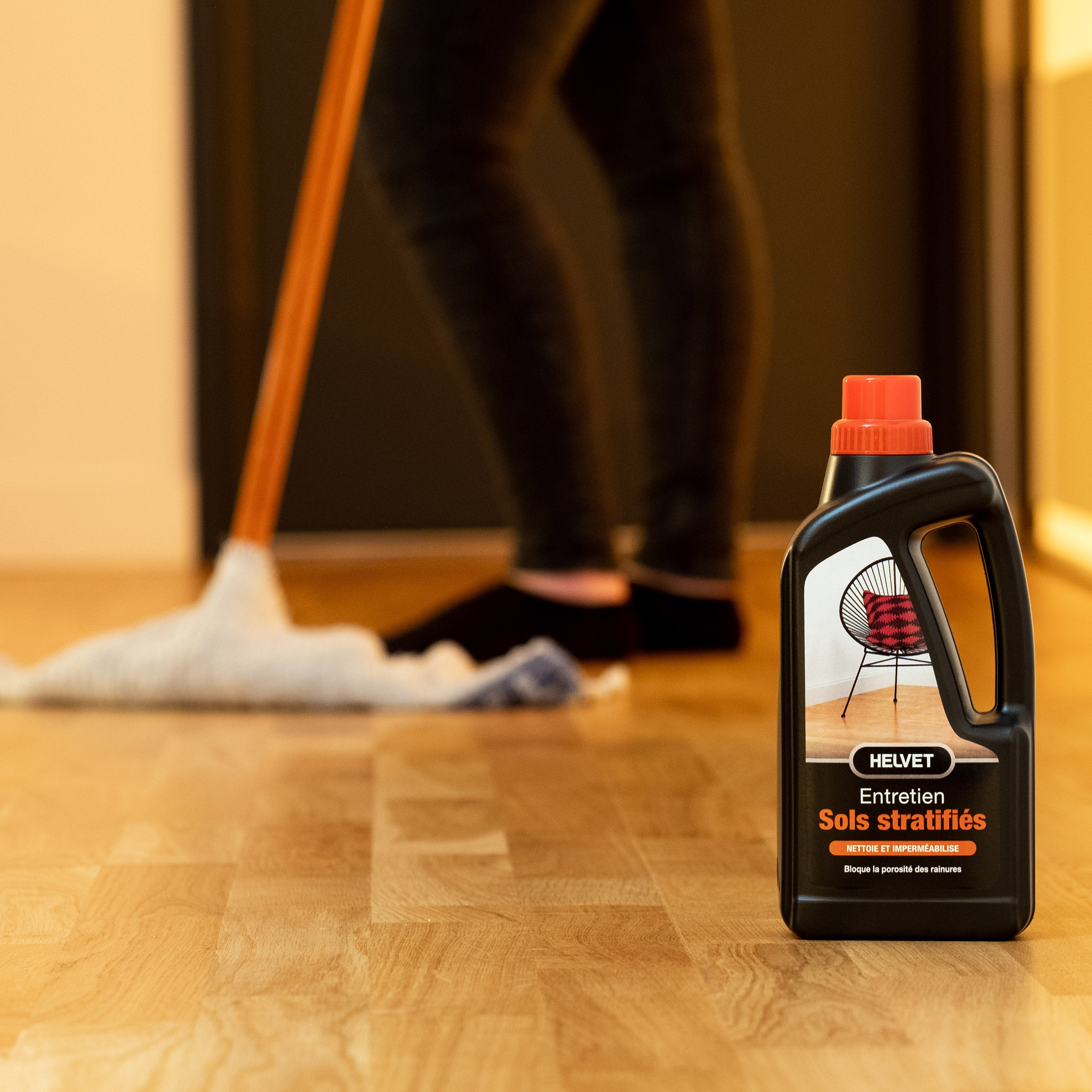 Entretien parquet et sol stratifié / sol HELVET 1L | Leroy Merlin