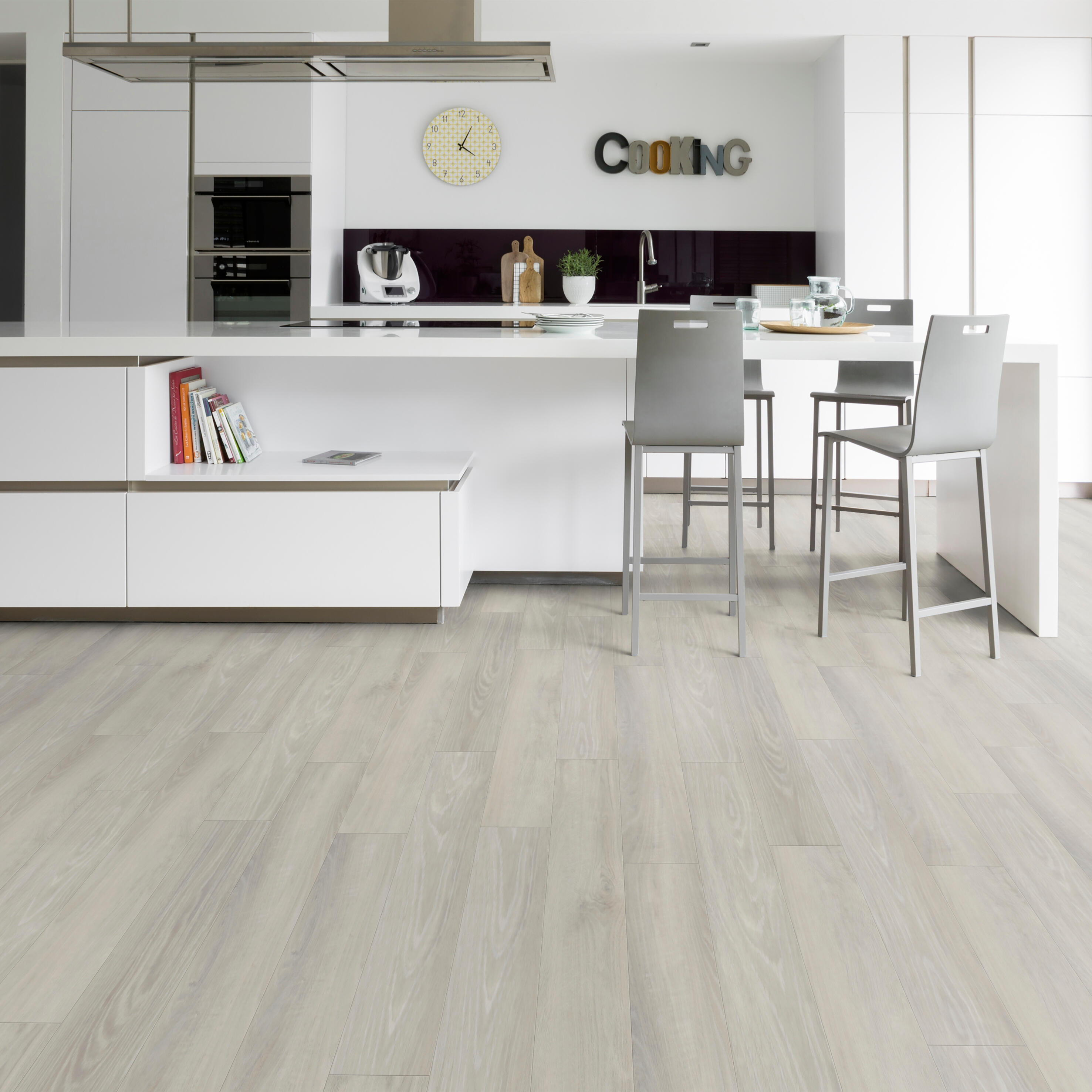 Suelo vinílico autoadhesivo forte simba efecto madera gris senso premium autoadhesivo gerflor