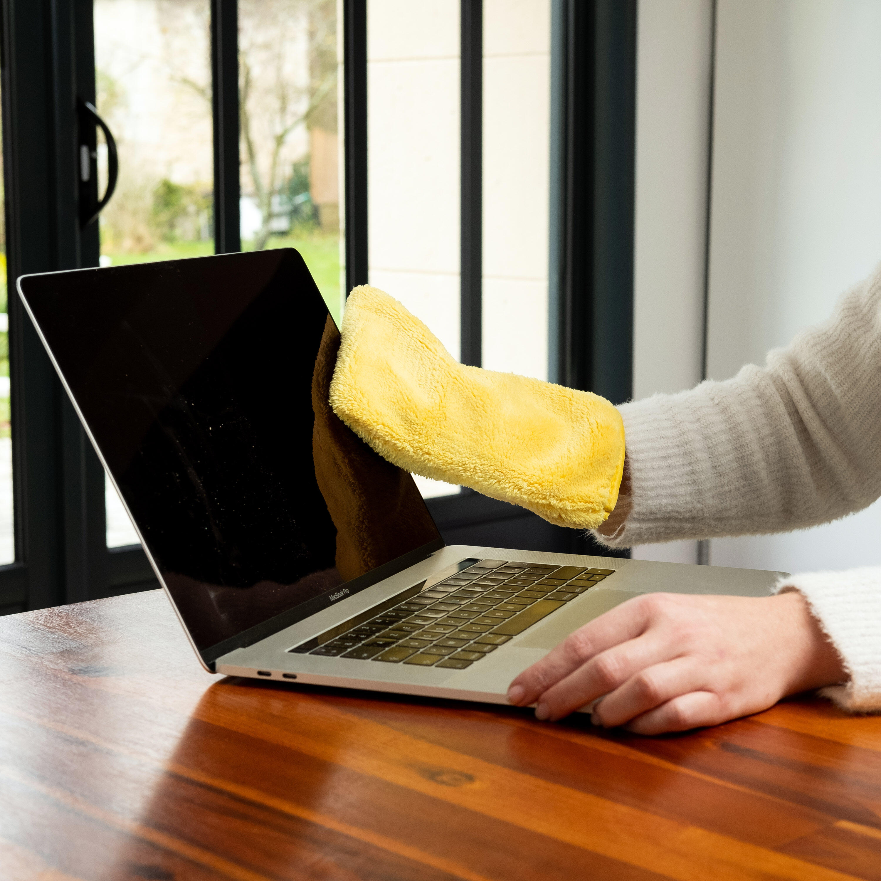 Gant dépoussiérage polyester GERLON - 5