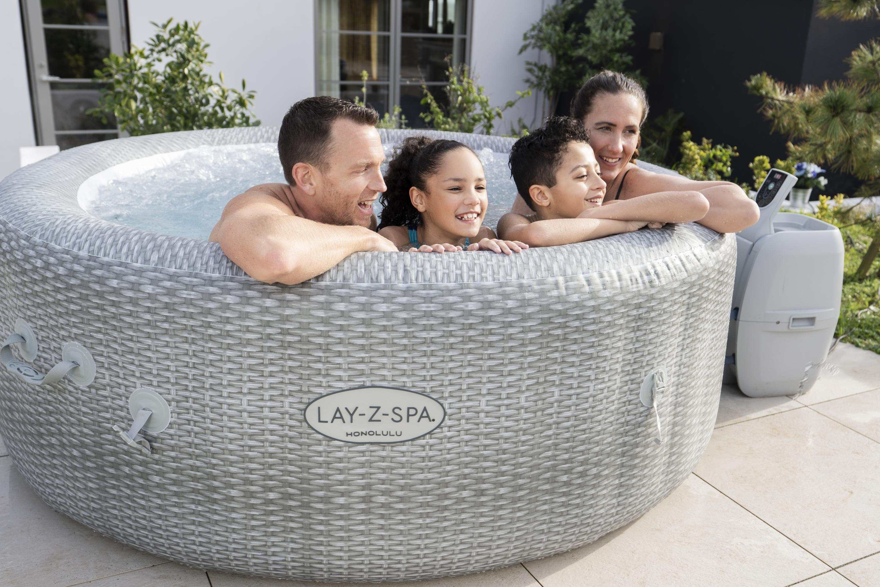Spa de exterior hinchable BESTWAY de 196x71x196cm con 6 plazas - 4