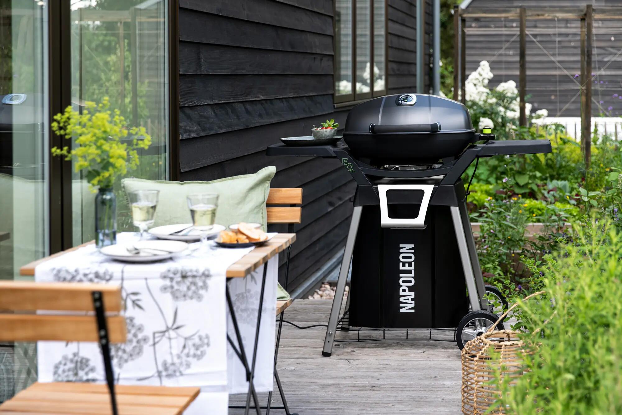 Chariot pliant pour barbecue NAPOLEON Travel Q noir, H.71 x L.53 x l.77 cm - 2