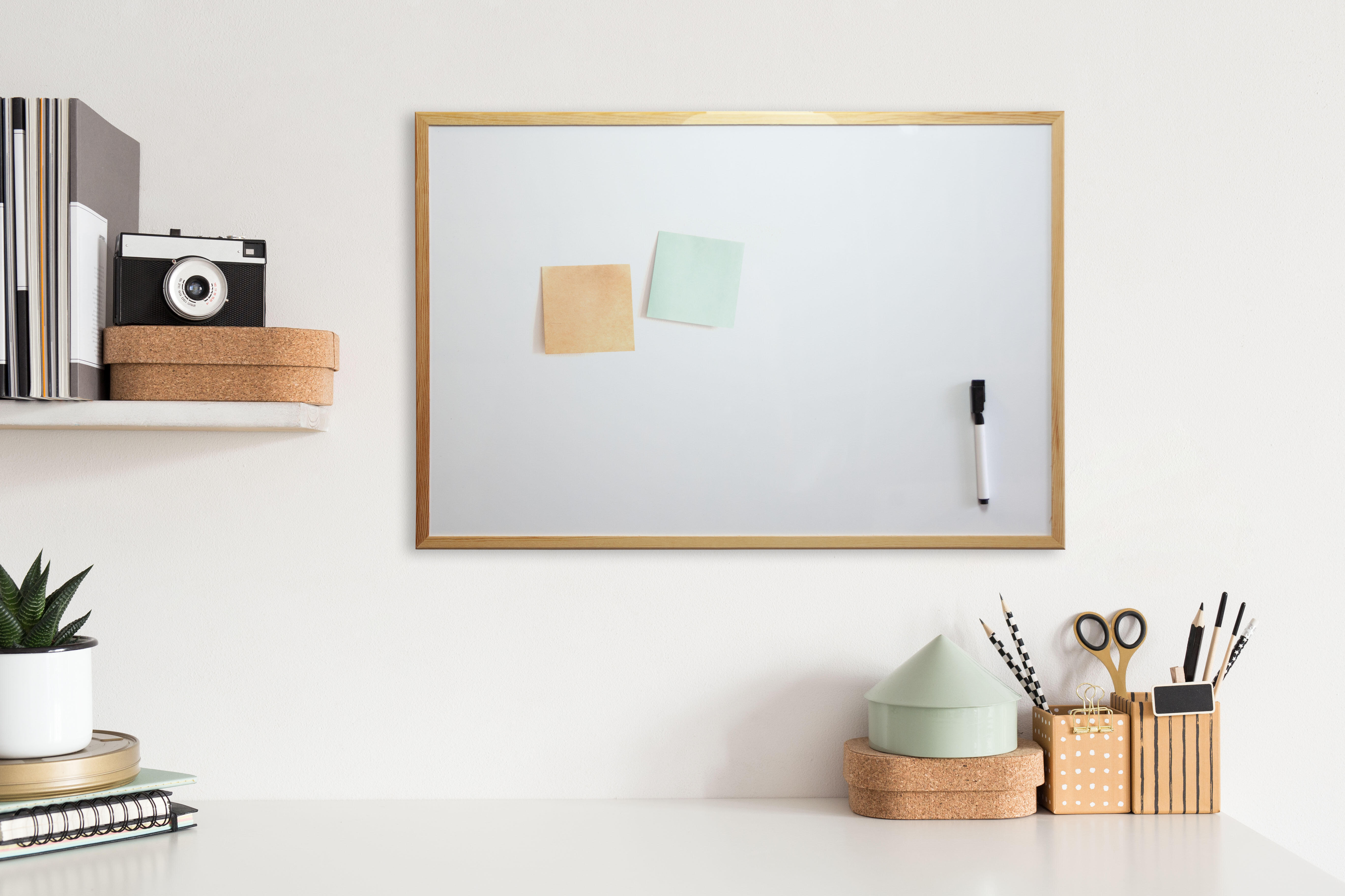 Tableau Magnétique effaçable Bureau l.60 x H.40 cm