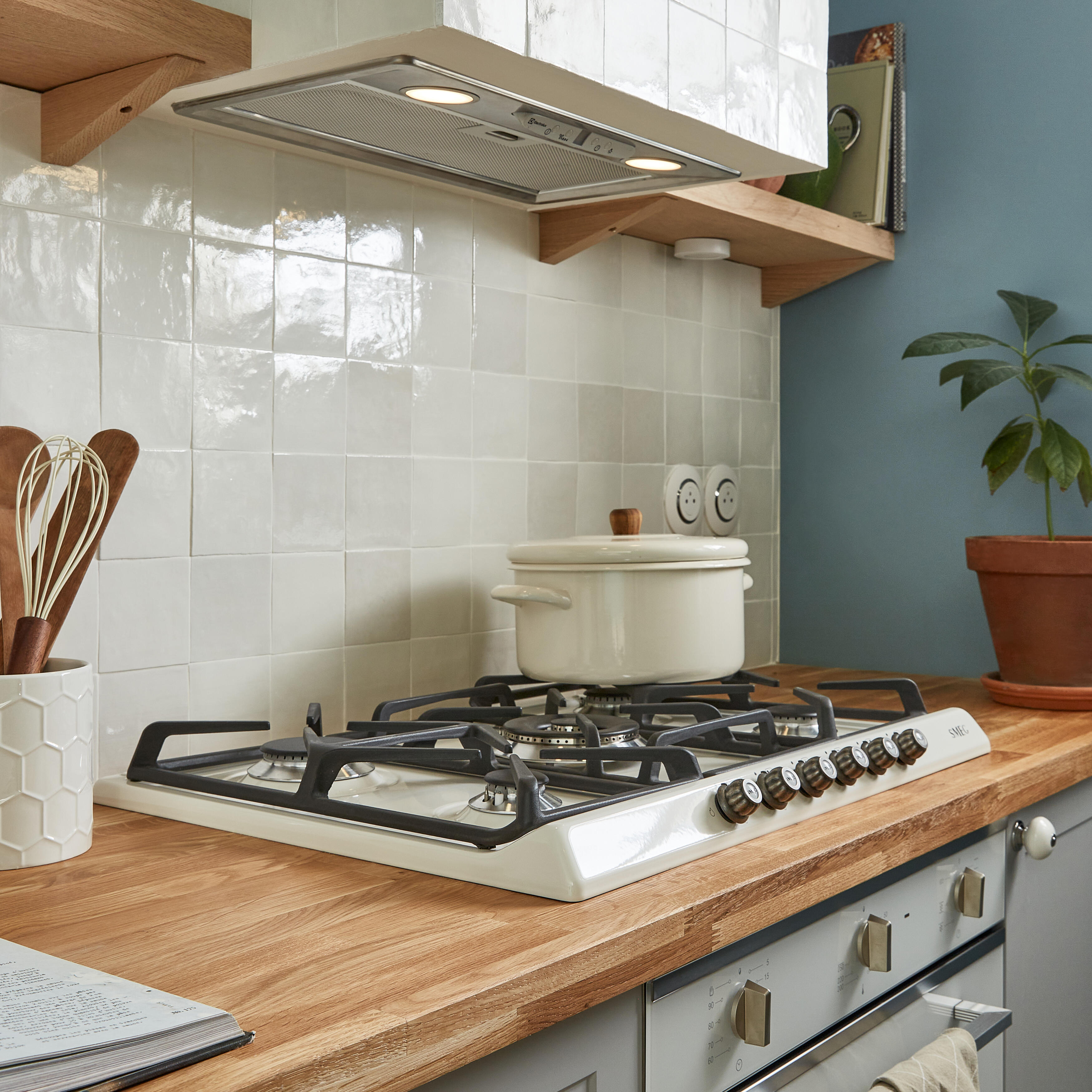 Groupe aspirant L52 cm ELECTROLUX LFG615X gris / argent - 3