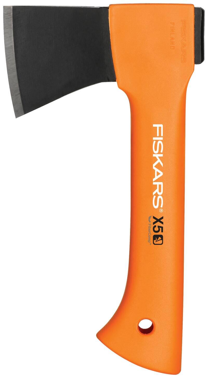 Hacha fiskars para cortar de 0.5 kg