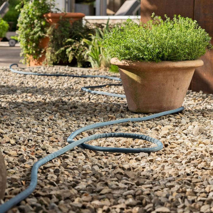 Tuyau d'arrosage flexible liano xtreme Gardena