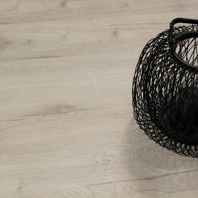 Pavimento flutuante laminado Logrono superior 8 mm Artens BG215