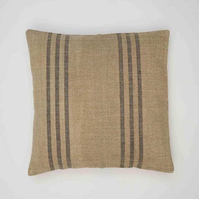 Funda de cojín cuadrada Bohan lino rayas natural y negro INSPIRE 45 x 45 cm