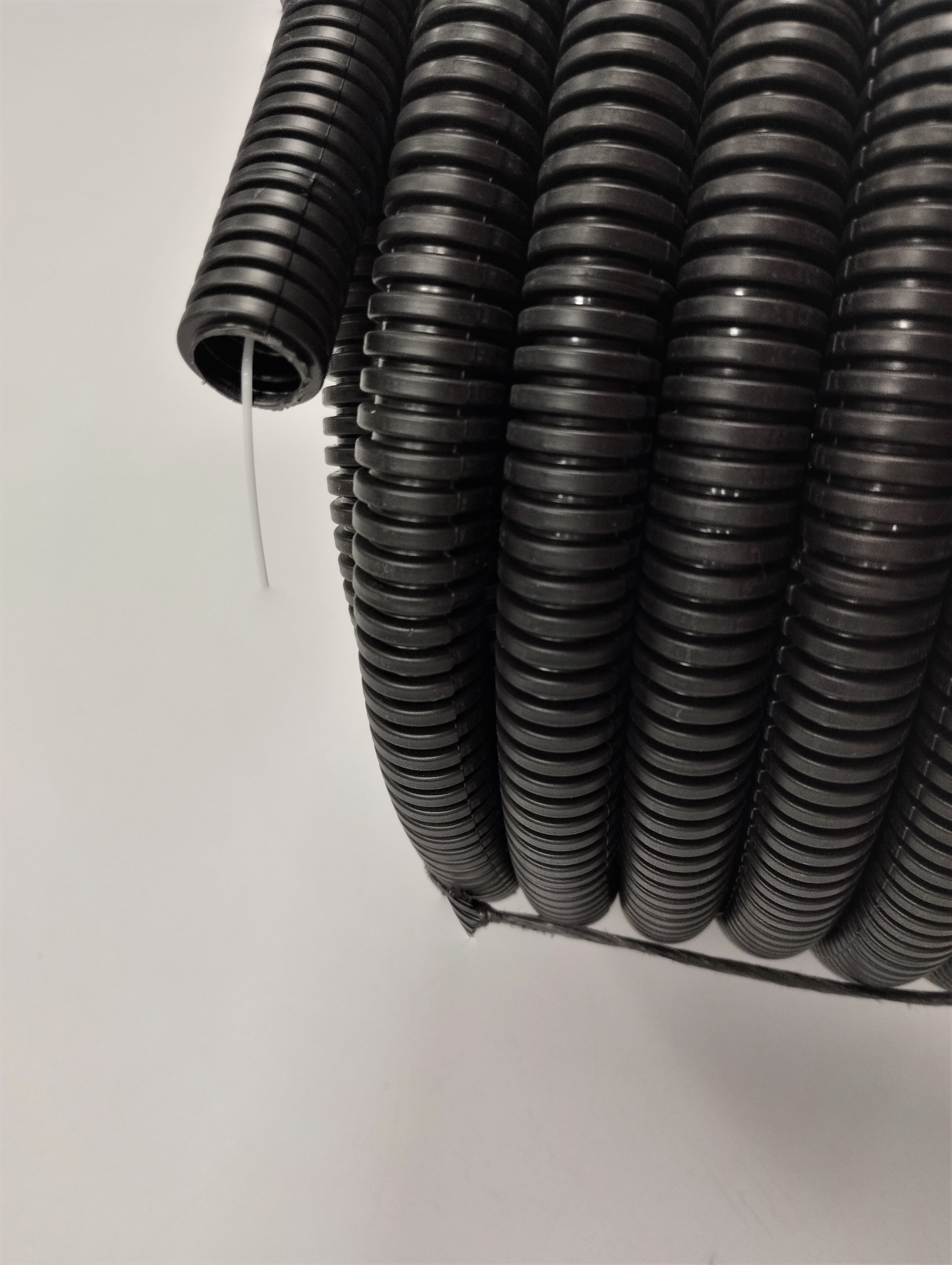 100