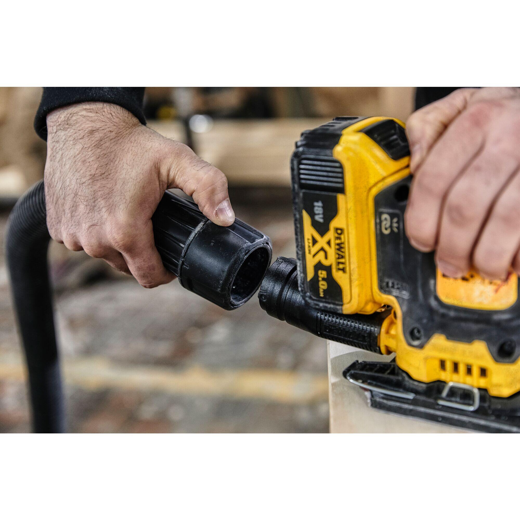 Lijadora orbital con cable DEWALT de  w - 17