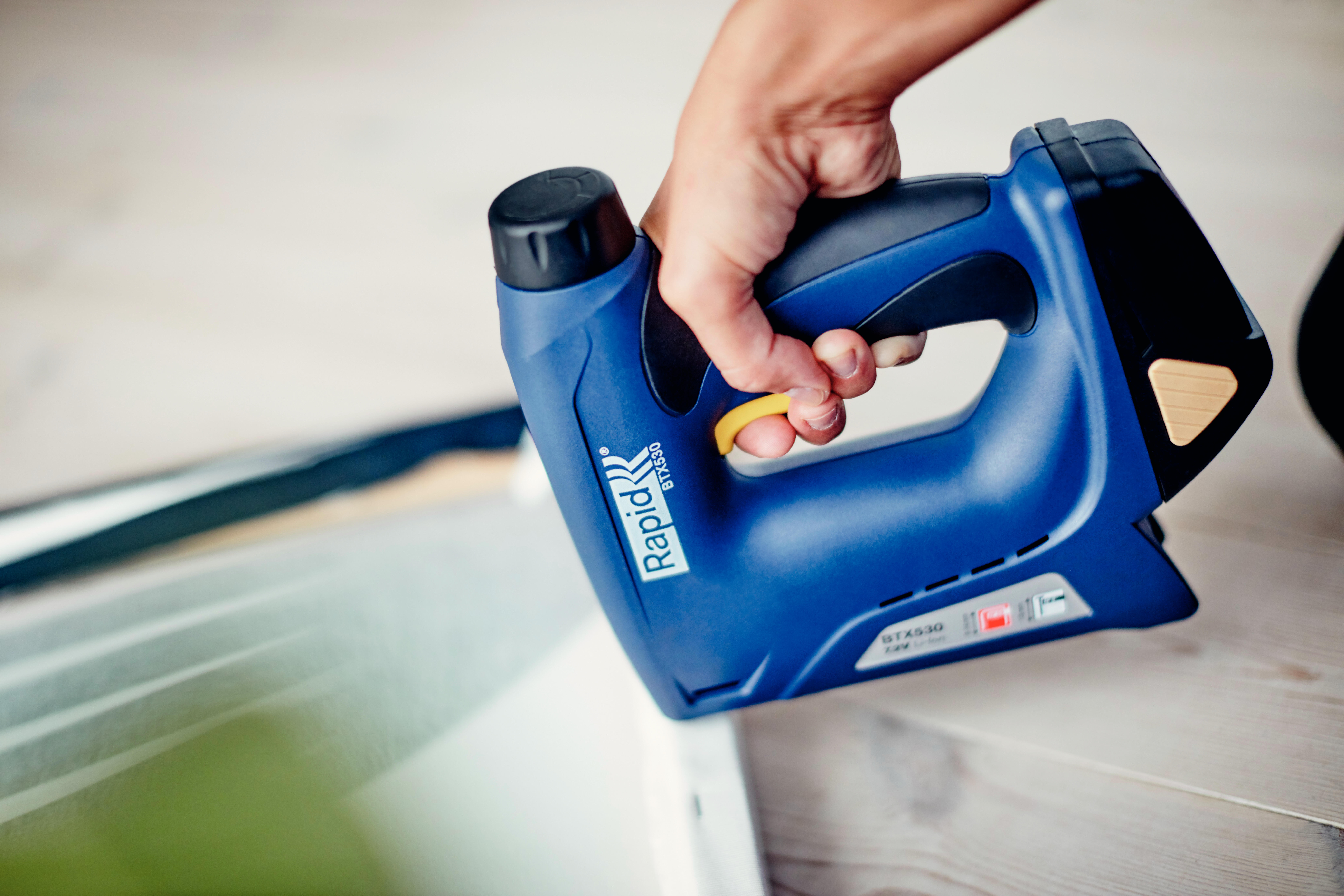 Agrafeuse / cloueuse sans fil RAPID Btx530 7.2 V - 9