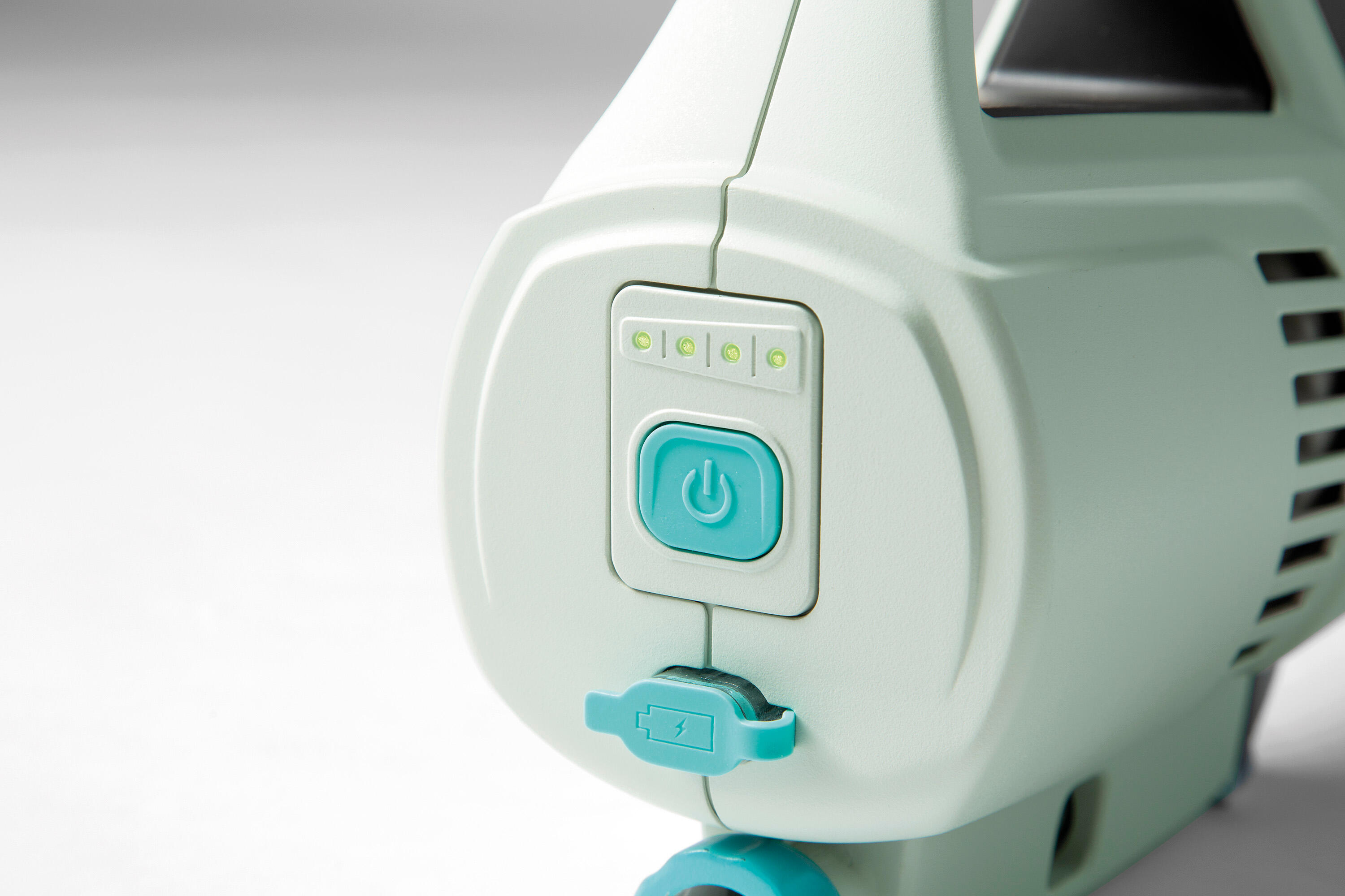 Limpiafondos a batería INTEX Aspiradora Manual Recargable para fondo y escalera con autonomía de 90 min - 13